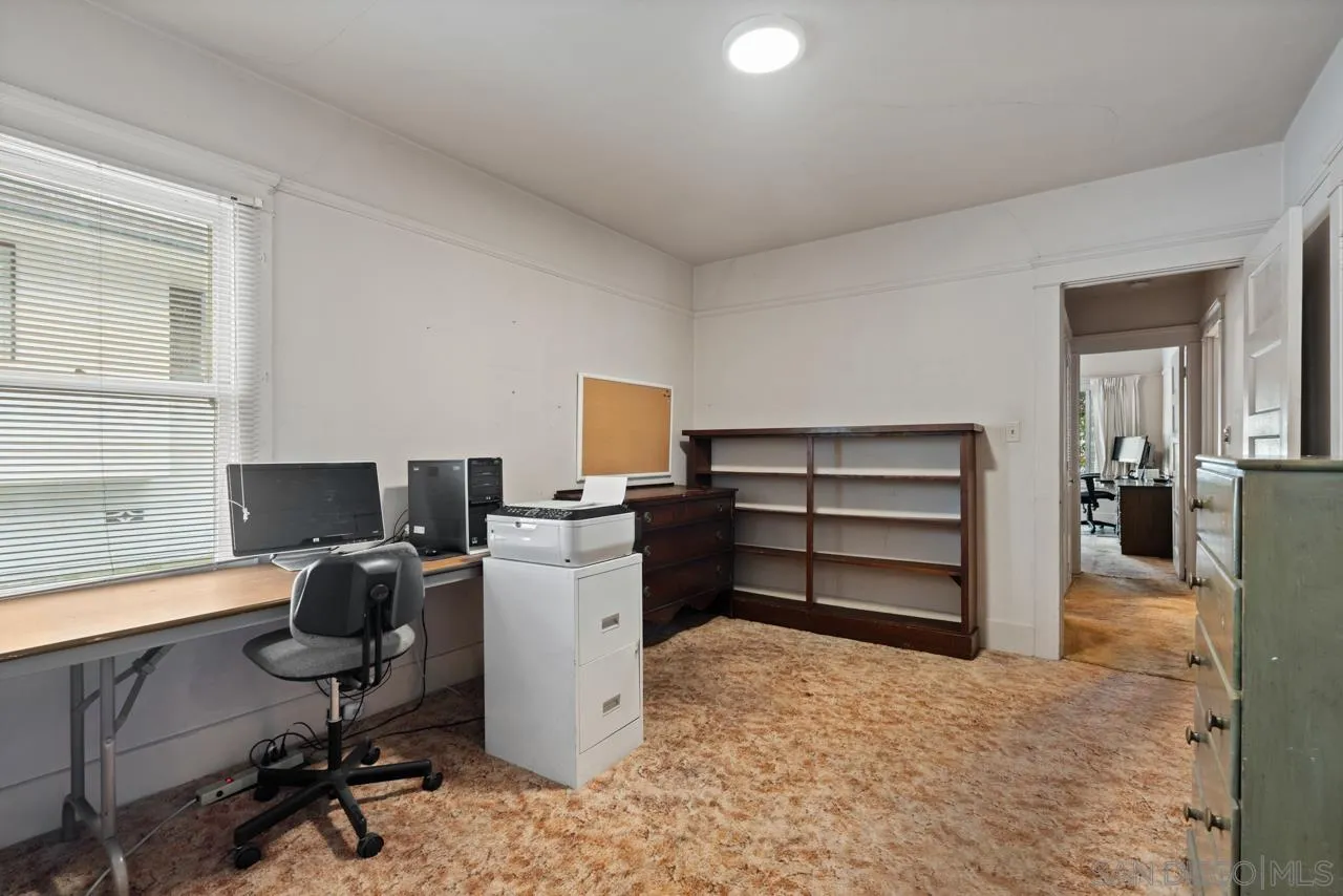 https://cdn.realtyfeed.com/cdn/127/260004121/c13338bea87a37f831f965ae7f41470e.webp
