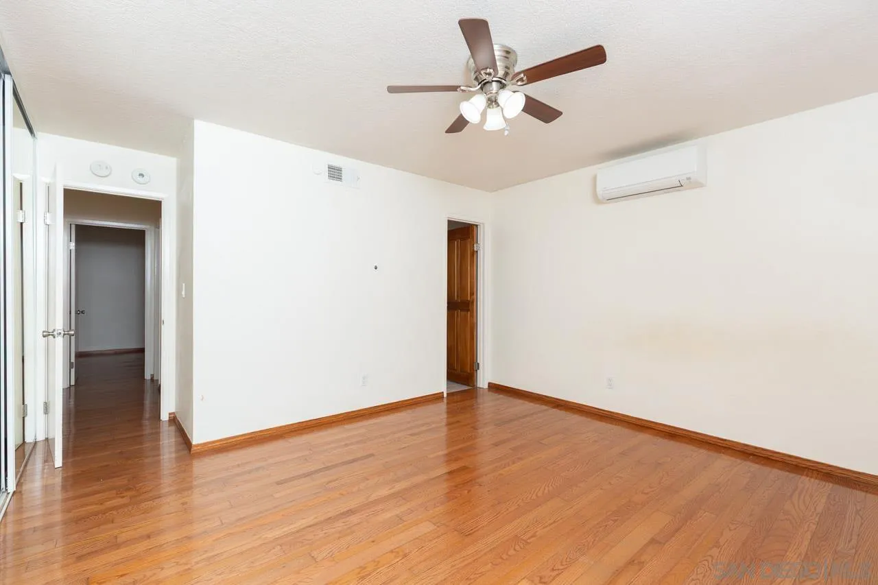 https://cdn.realtyfeed.com/cdn/127/260004127/296ddf9124c8399659d0b53c039d1c88.webp