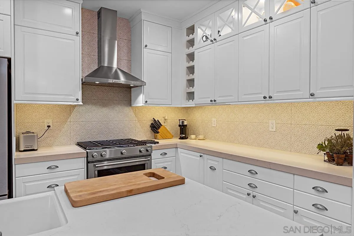 Photo #22: 260004133 Listing: Photo #22