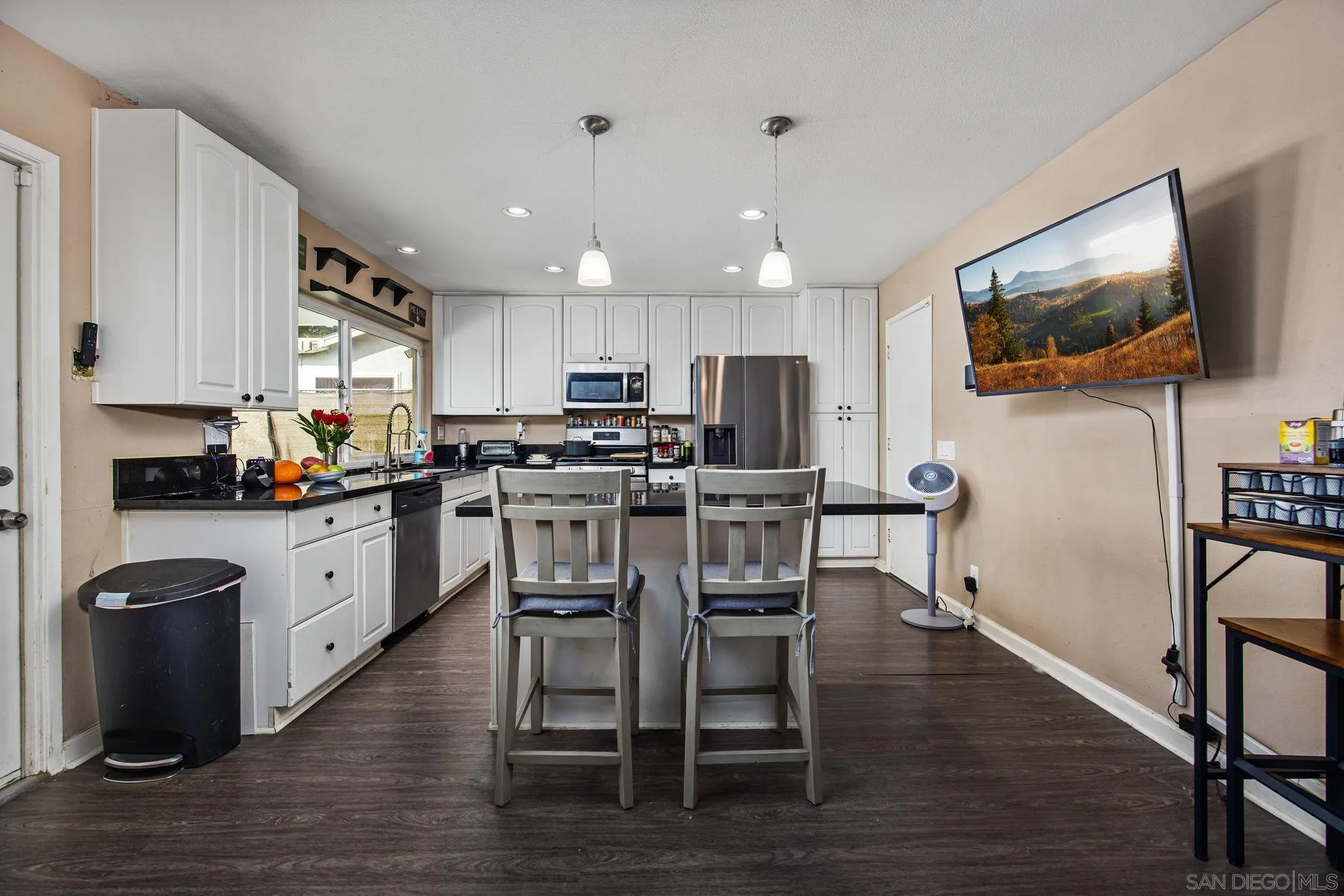 https://cdn.realtyfeed.com/cdn/127/260004134/731c0559c9df1d0a17c1d9da78344507.webp