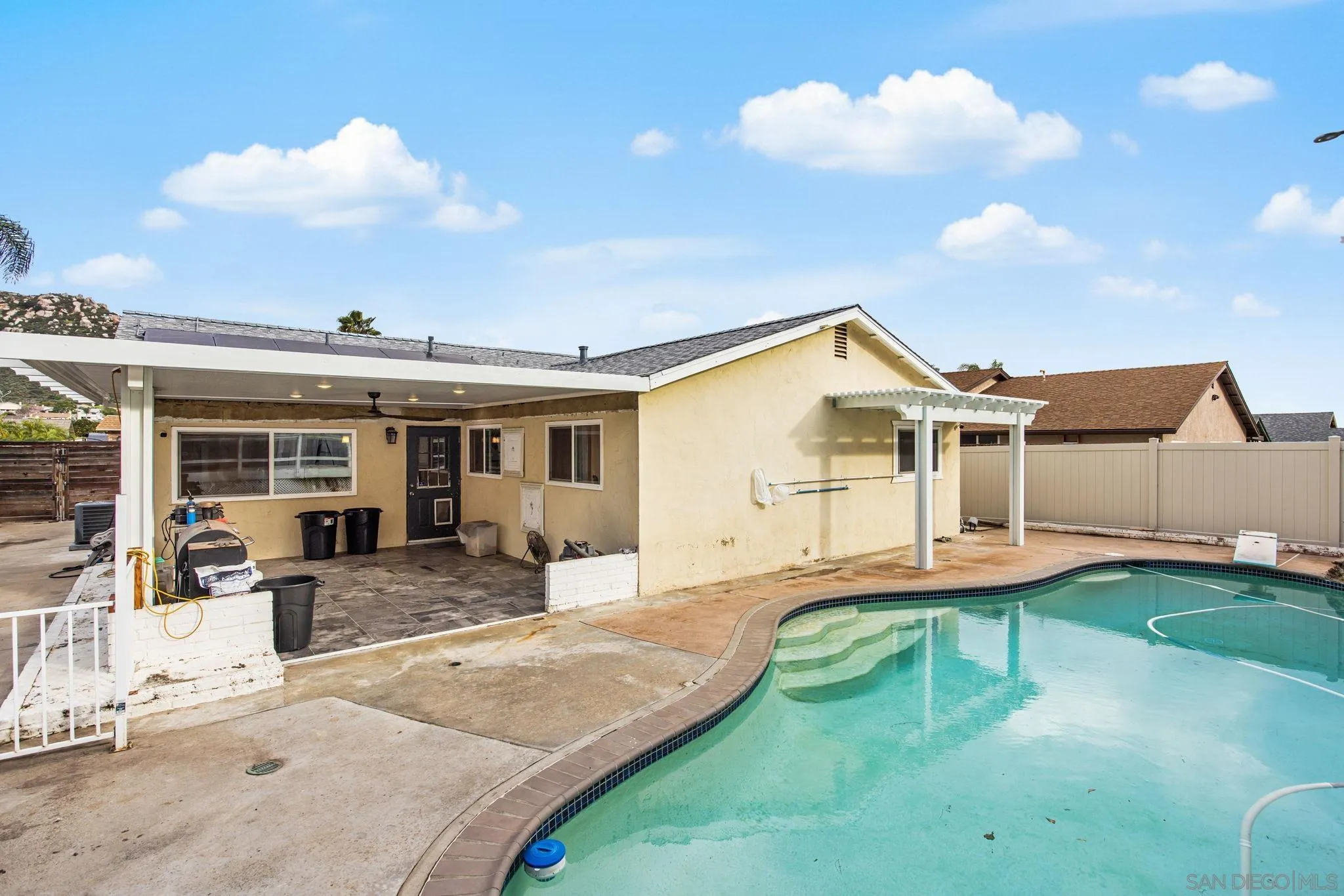 https://cdn.realtyfeed.com/cdn/127/260004134/f667f36e2c38aab62a6de555e723c8b7.webp