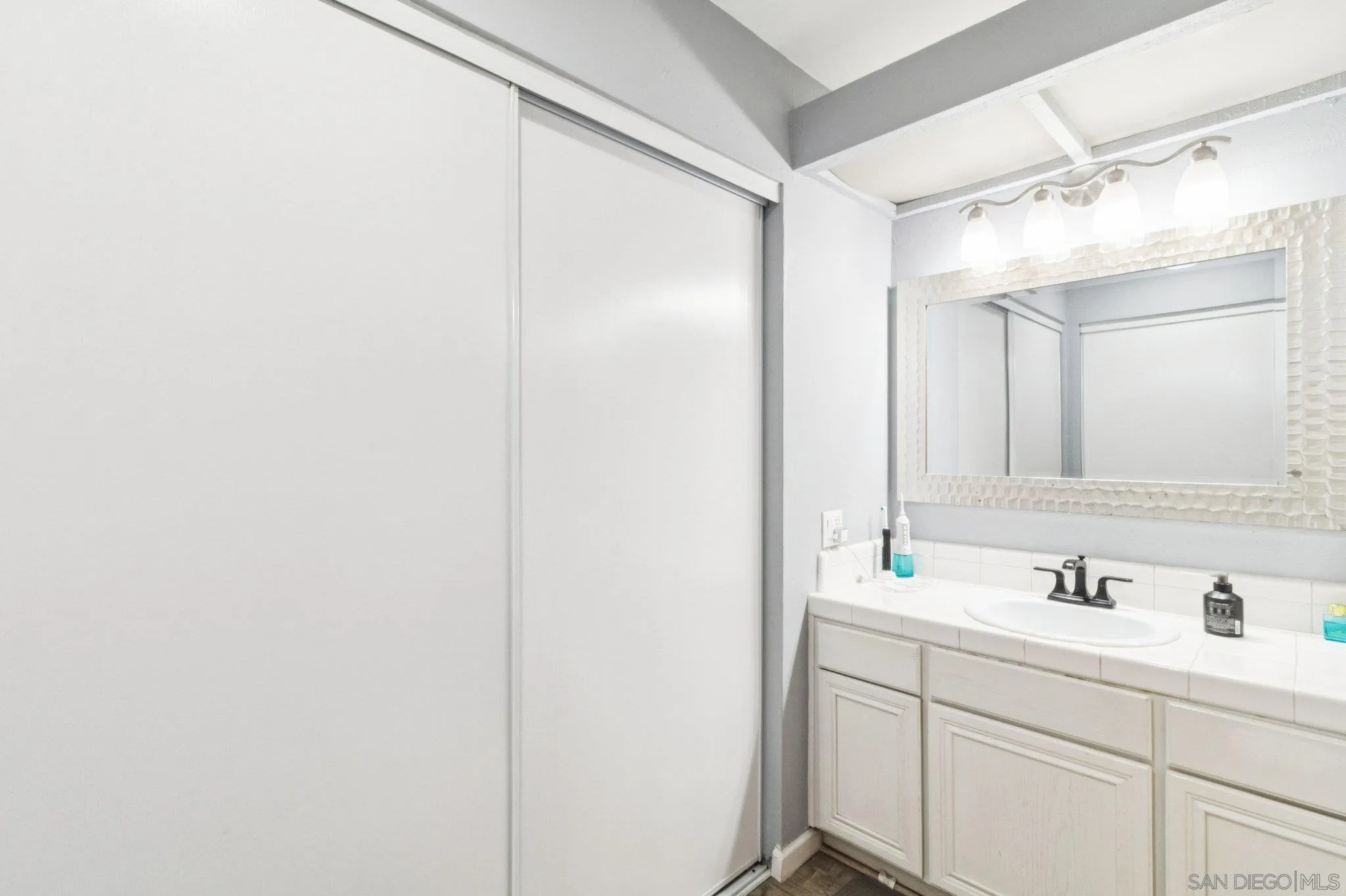 Photo #10: 260004144 Listing: Photo #10