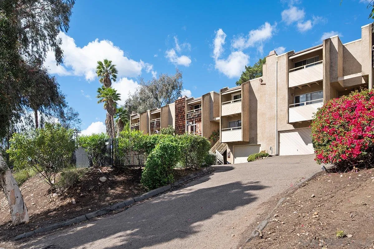 Photo #1: 260004151 Listing: Photo #1