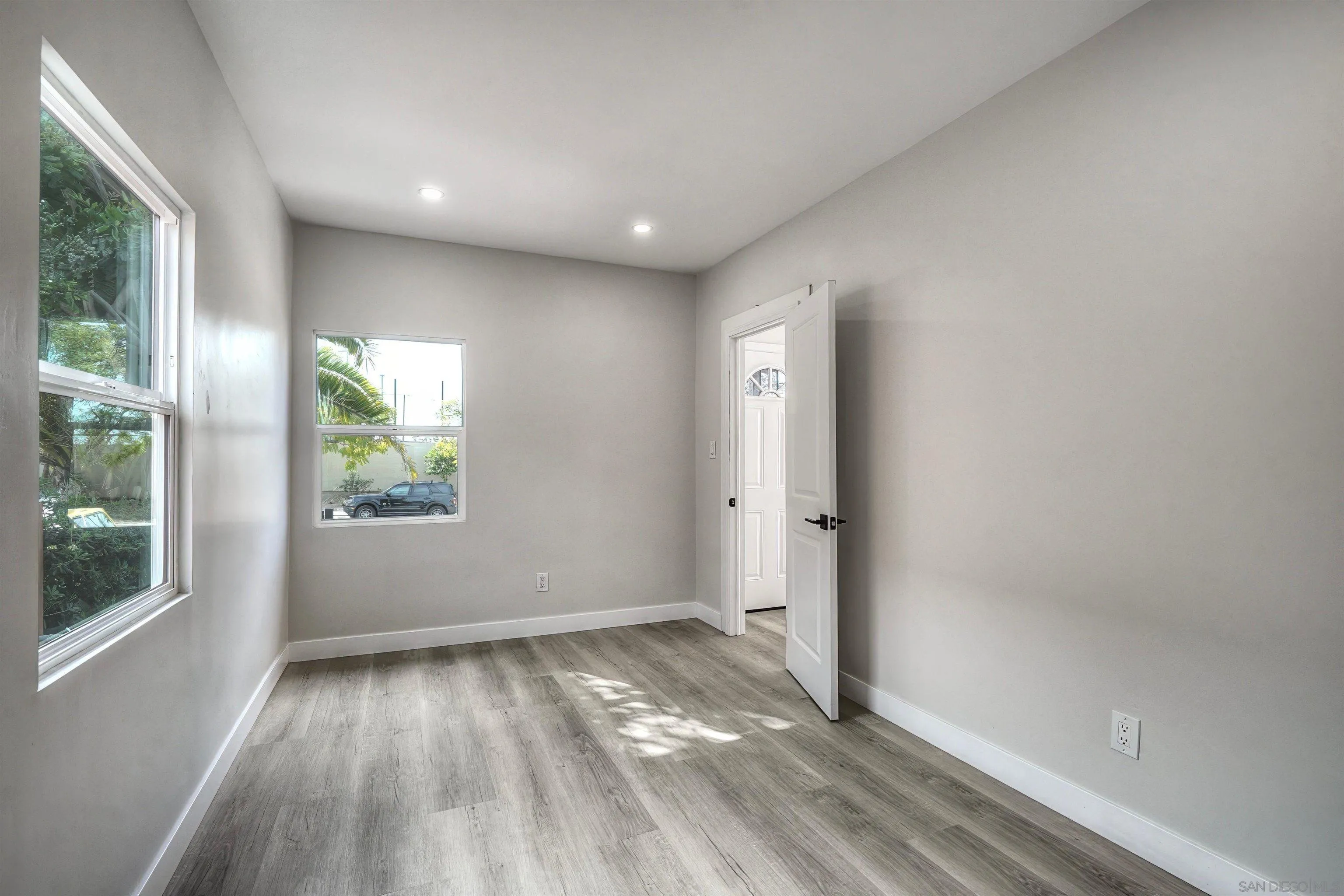 https://cdn.realtyfeed.com/cdn/127/260004155/018b849ea29850bef7341952952f8974.webp