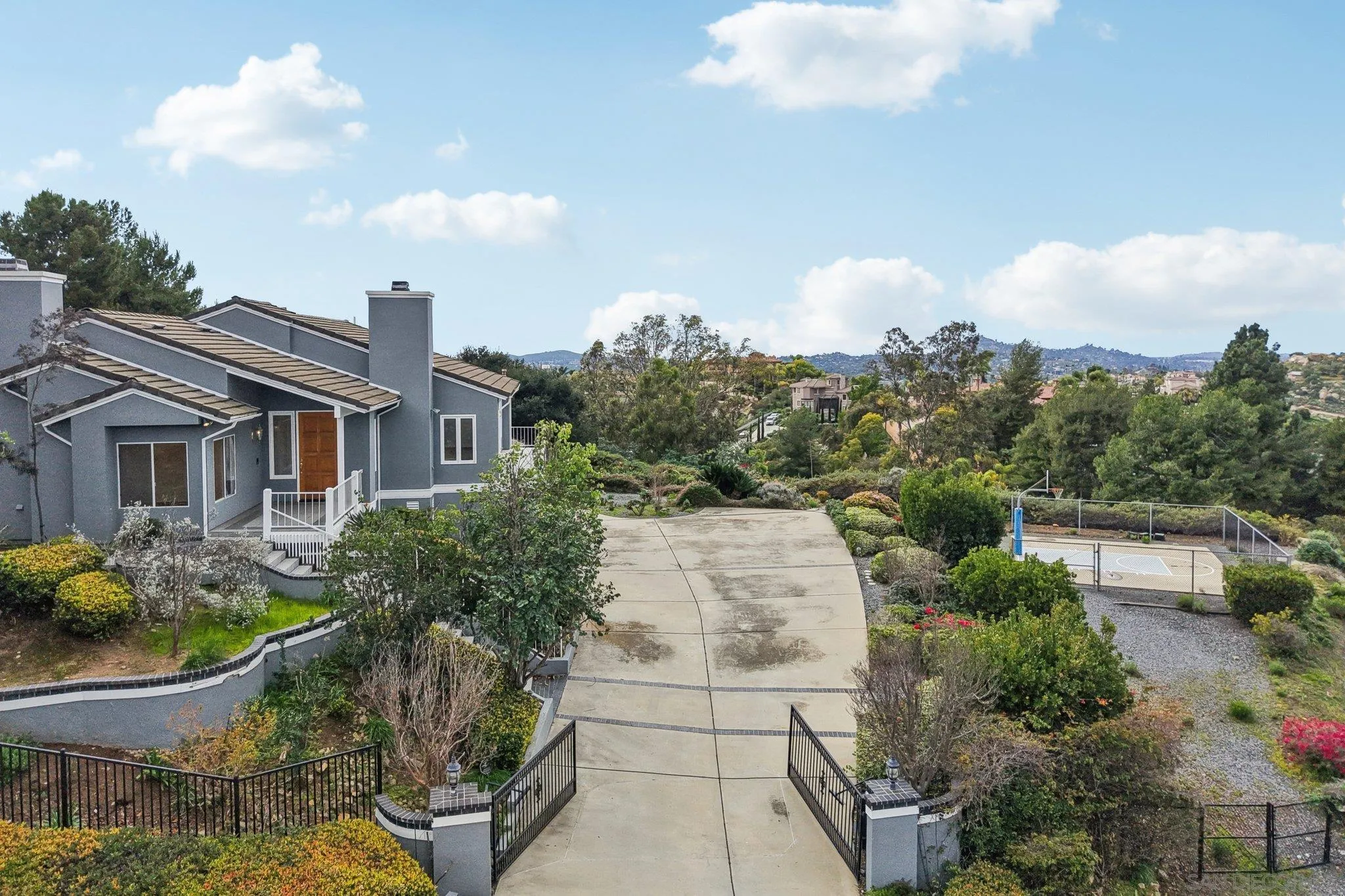 https://cdn.realtyfeed.com/cdn/127/260004160/dd8832fe359c1b5050073269f287f05d.webp