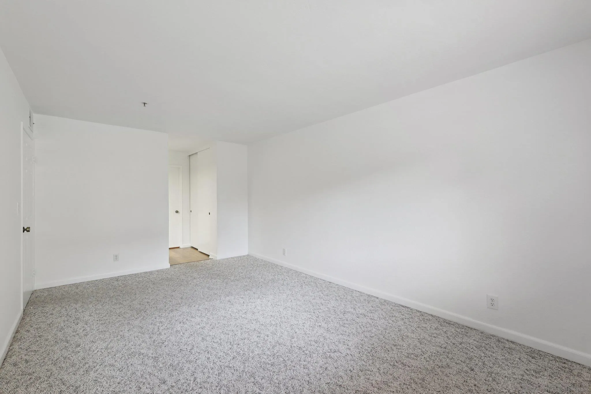 Photo #20: 260004161 Listing: Photo #20