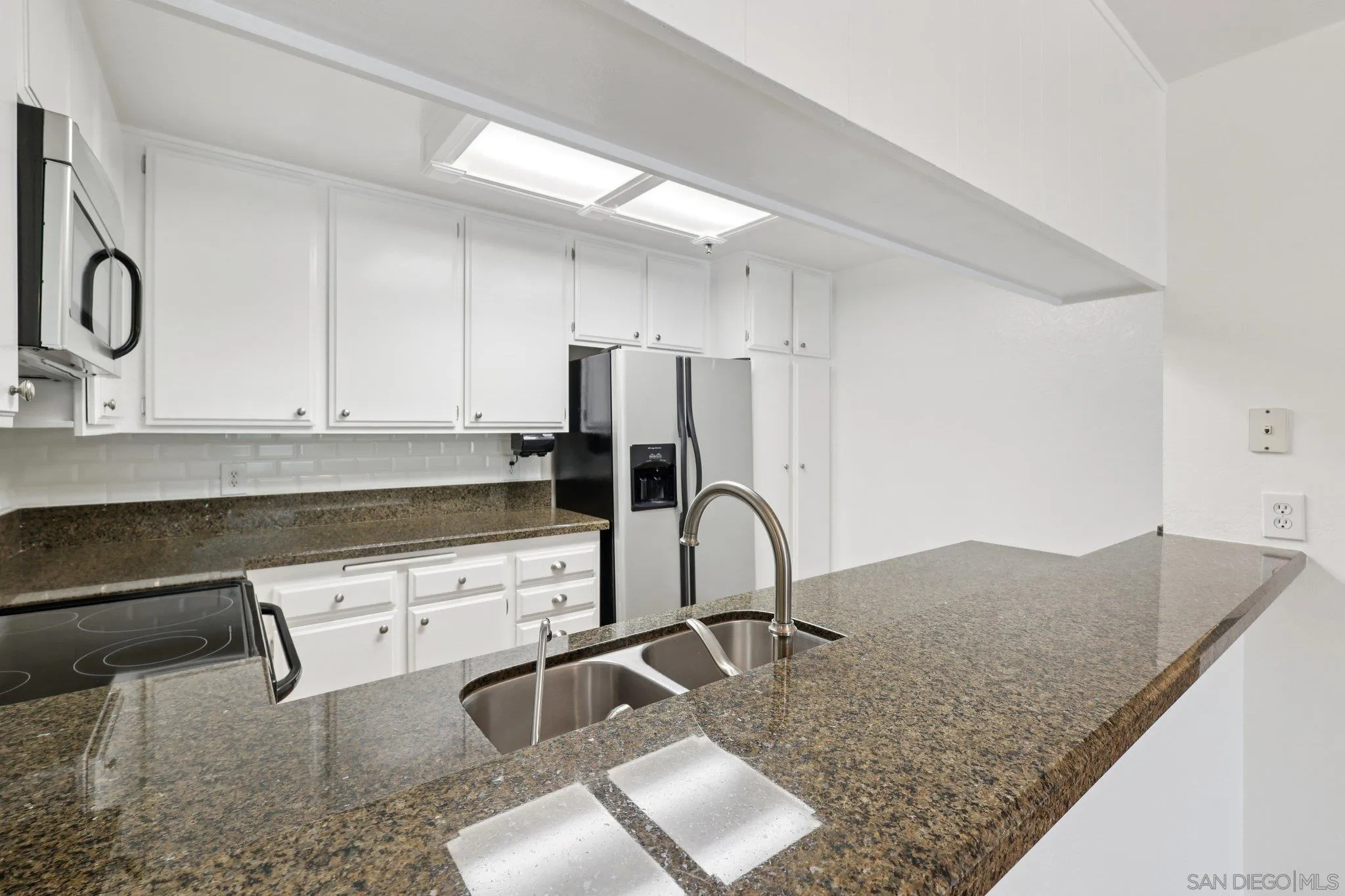 Photo #9: 260004161 Listing: Photo #9