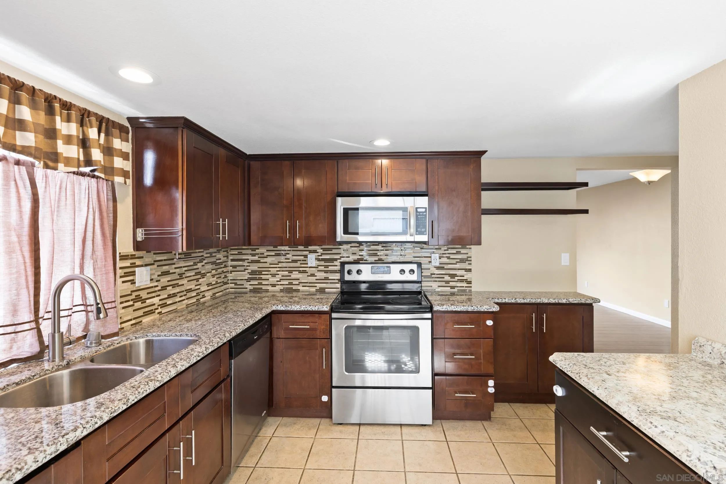 Photo #14: 260004169 Listing: Photo #14