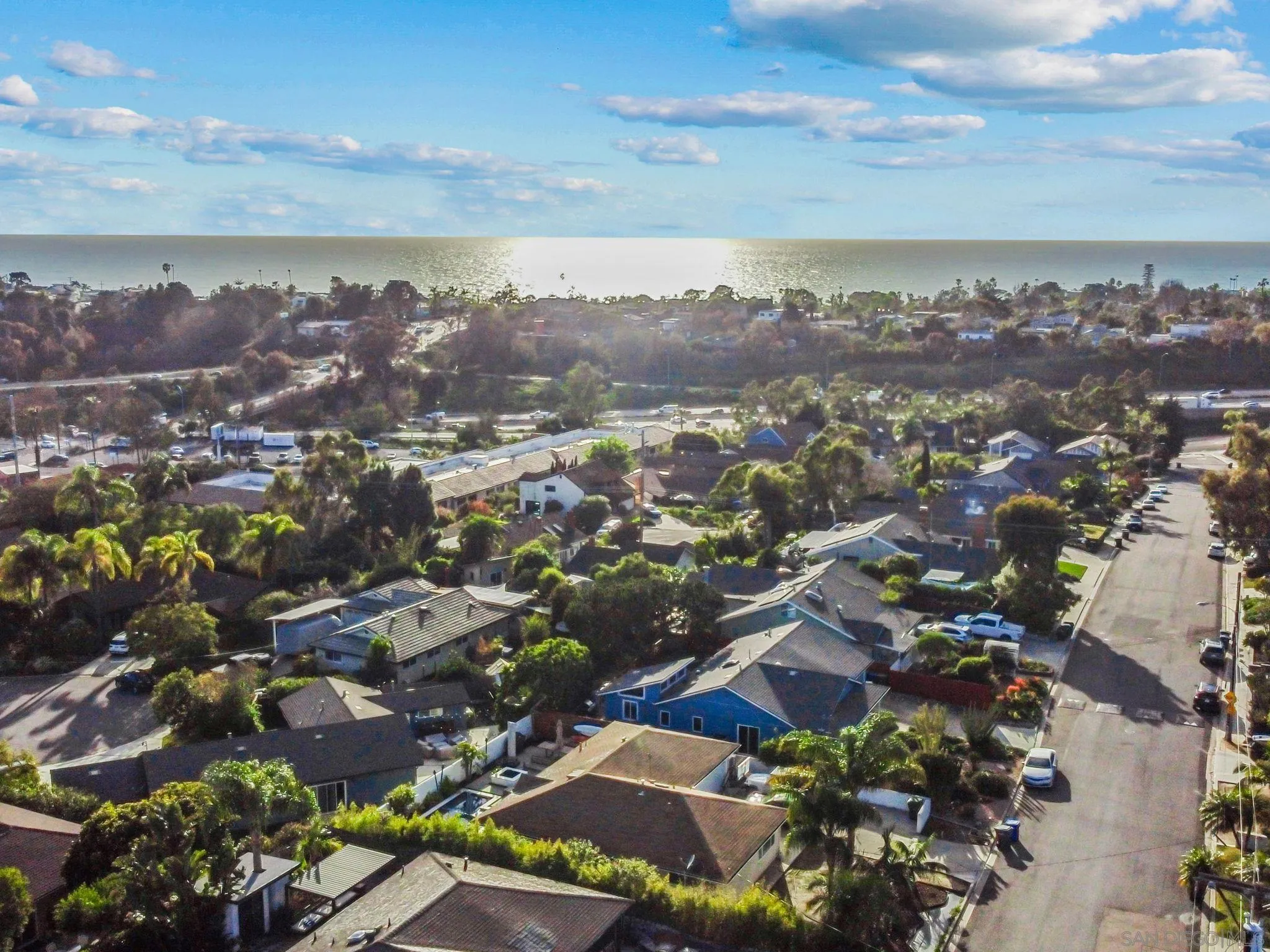 https://cdn.realtyfeed.com/cdn/127/260004172/1cda90cc531c2b5496226804bfe1d8f0.webp