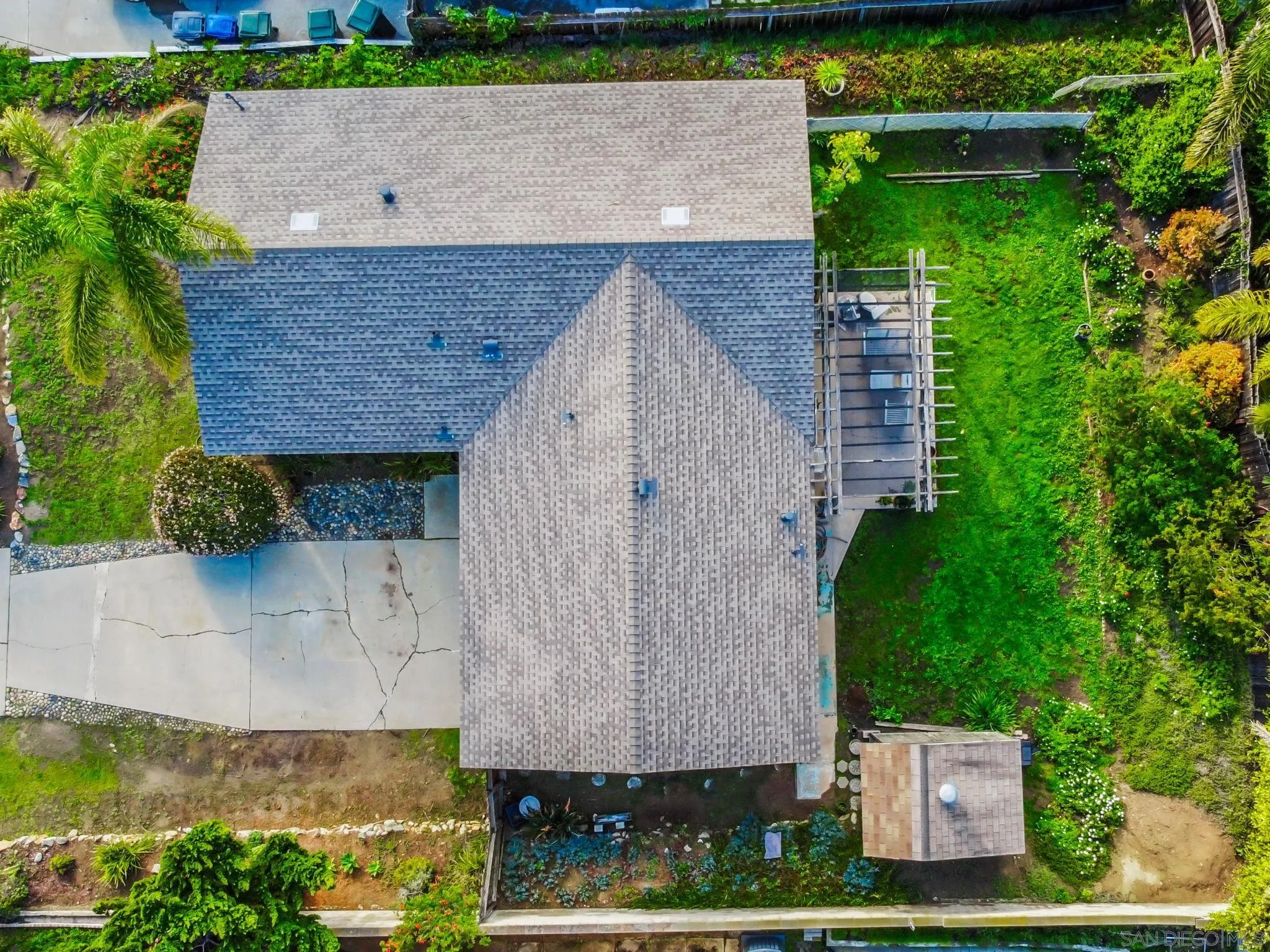 https://cdn.realtyfeed.com/cdn/127/260004172/302efb7576511b8d7fe1e9e41602d947.webp