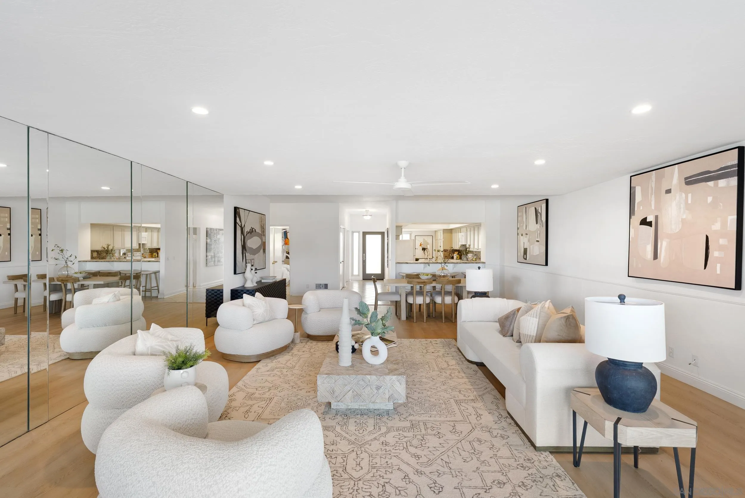 https://cdn.realtyfeed.com/cdn/127/260004180/114049825b675a4d23138377677f4fa2.webp