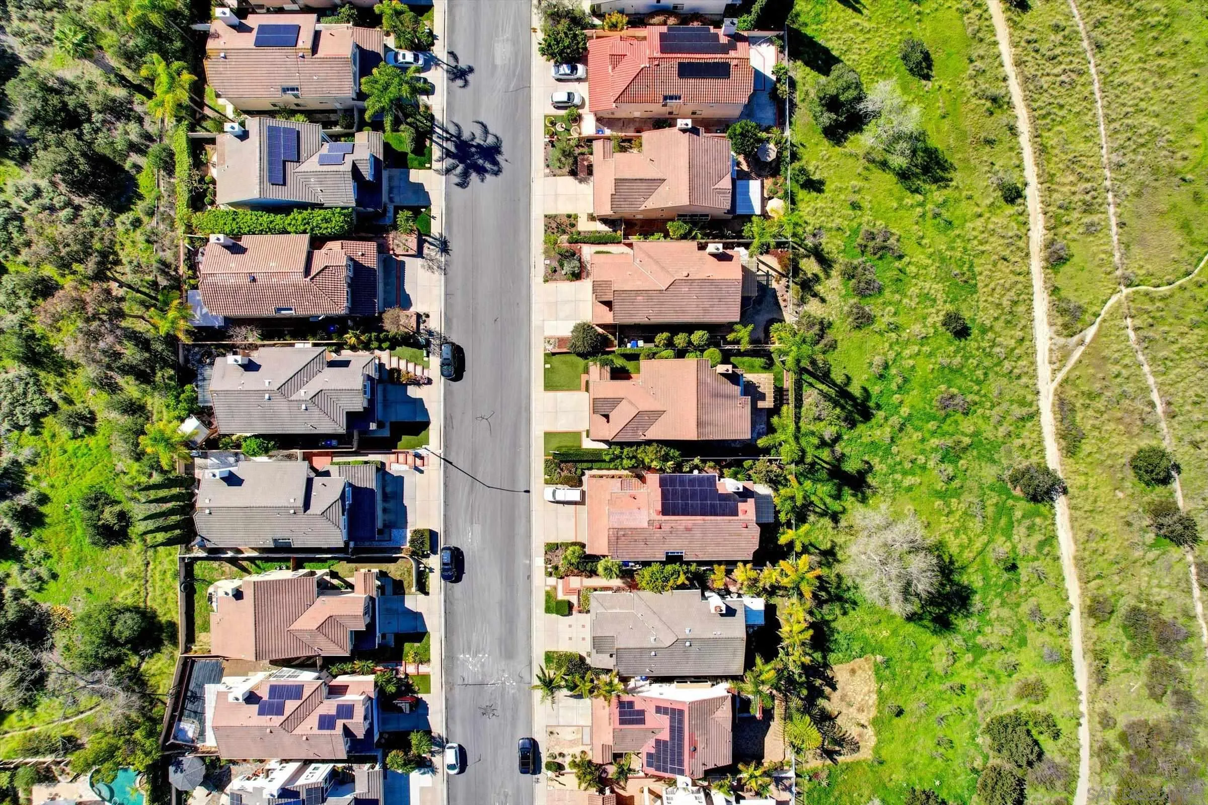 https://cdn.realtyfeed.com/cdn/127/260004188/537d596aca1319869a18465b932a72c1.webp