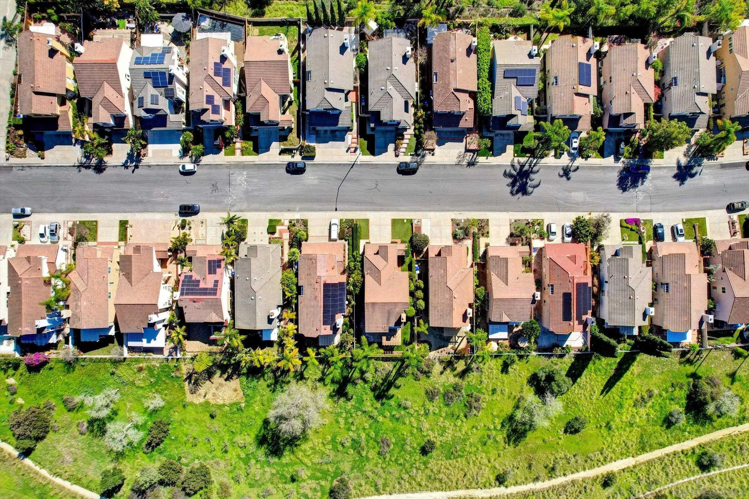 https://cdn.realtyfeed.com/cdn/127/260004188/7144e9b2ca01b571eaaf5cb86e254916.webp