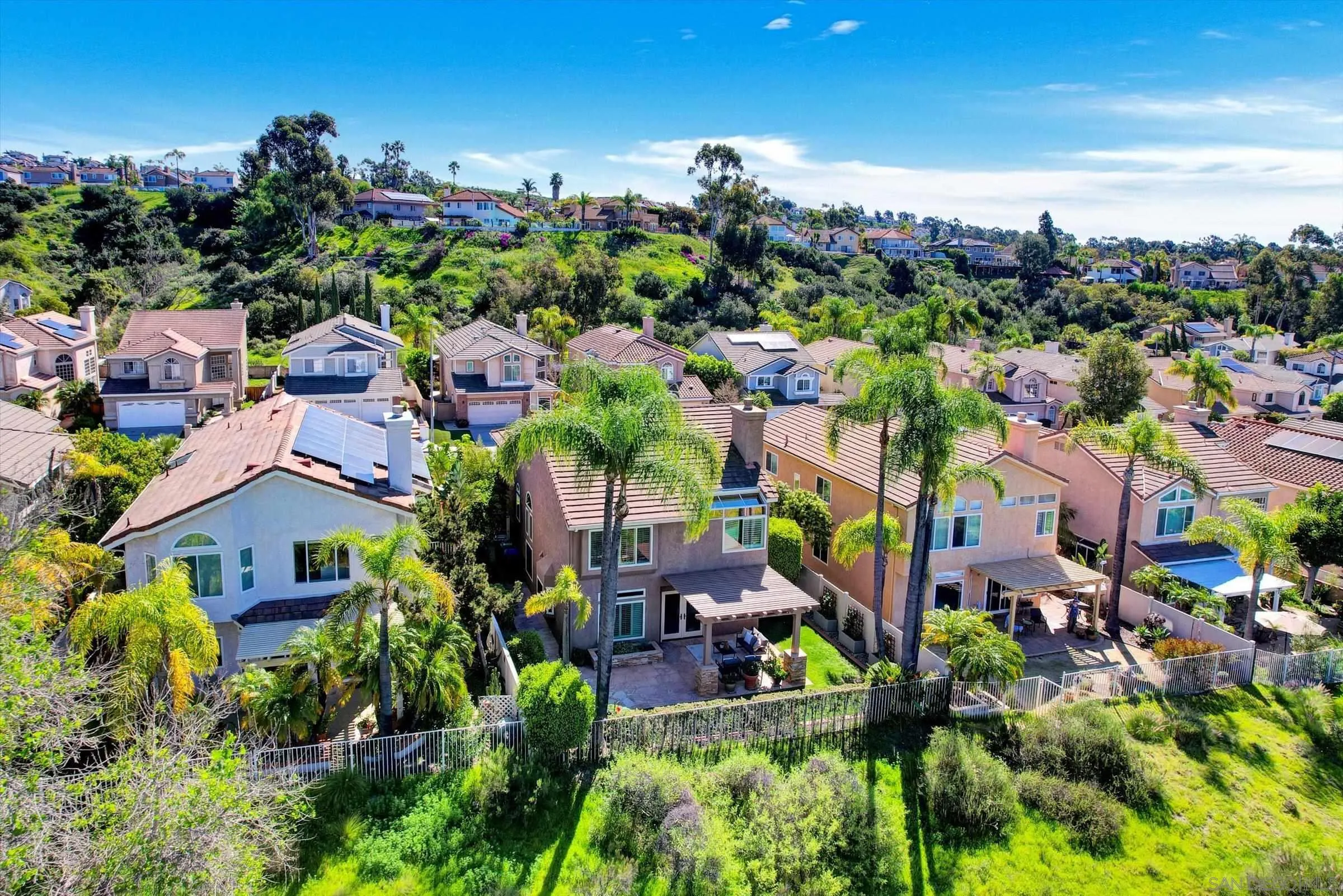https://cdn.realtyfeed.com/cdn/127/260004188/e93684a3199963e081fee8976f199357.webp