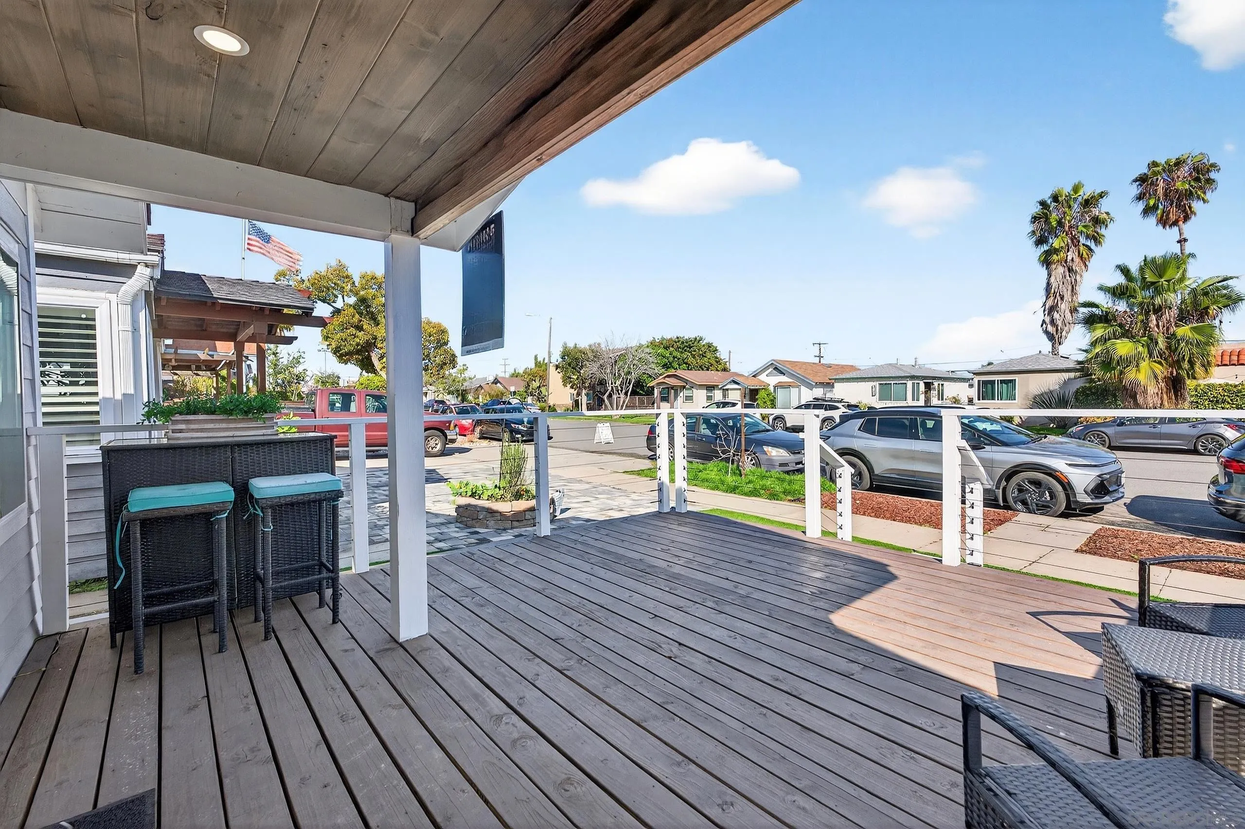 https://cdn.realtyfeed.com/cdn/127/260004198/730c150187edbb01a47219f927ed0e3c.webp