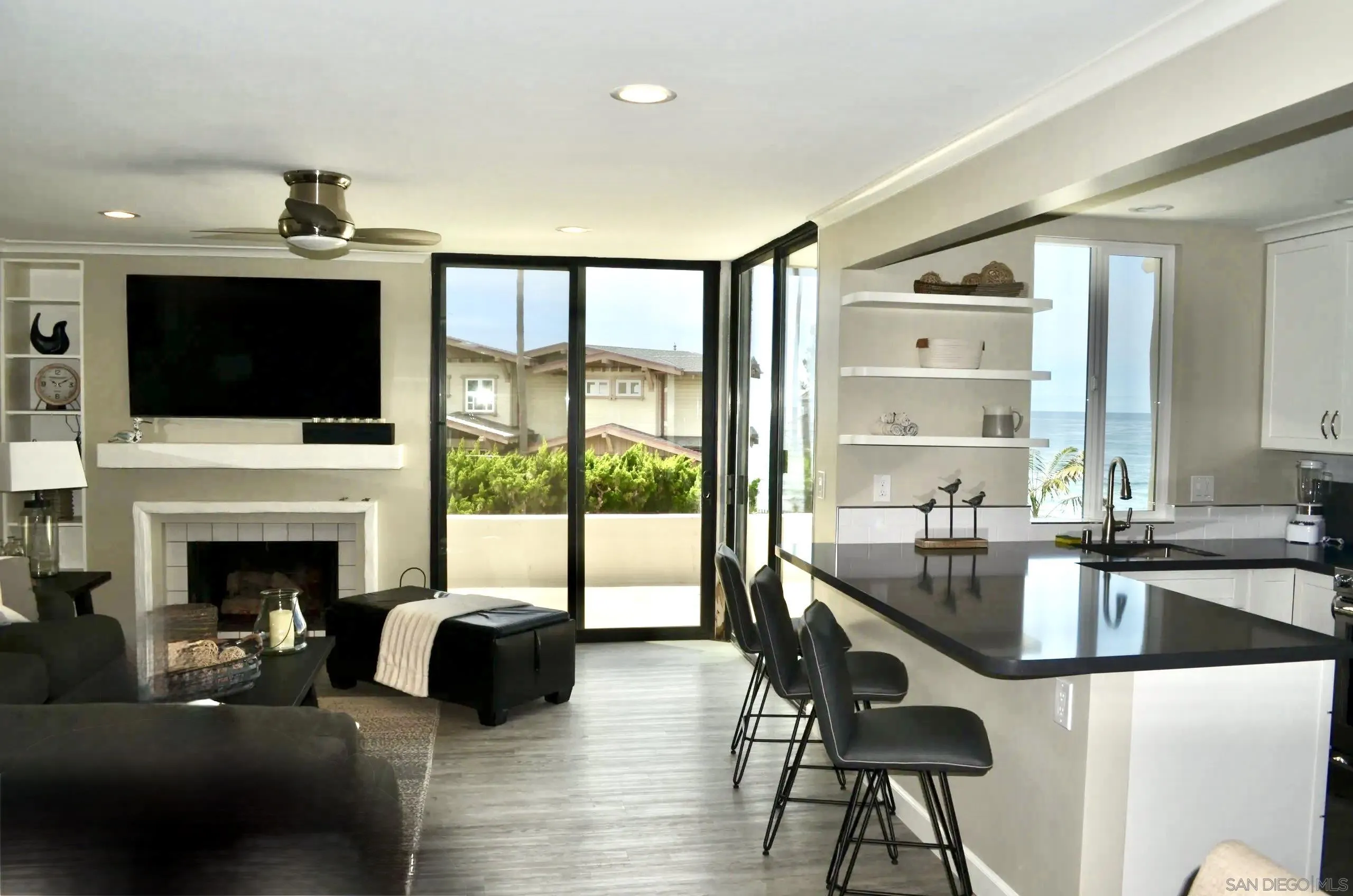 Photo #5: 260004201 Listing: Photo #5