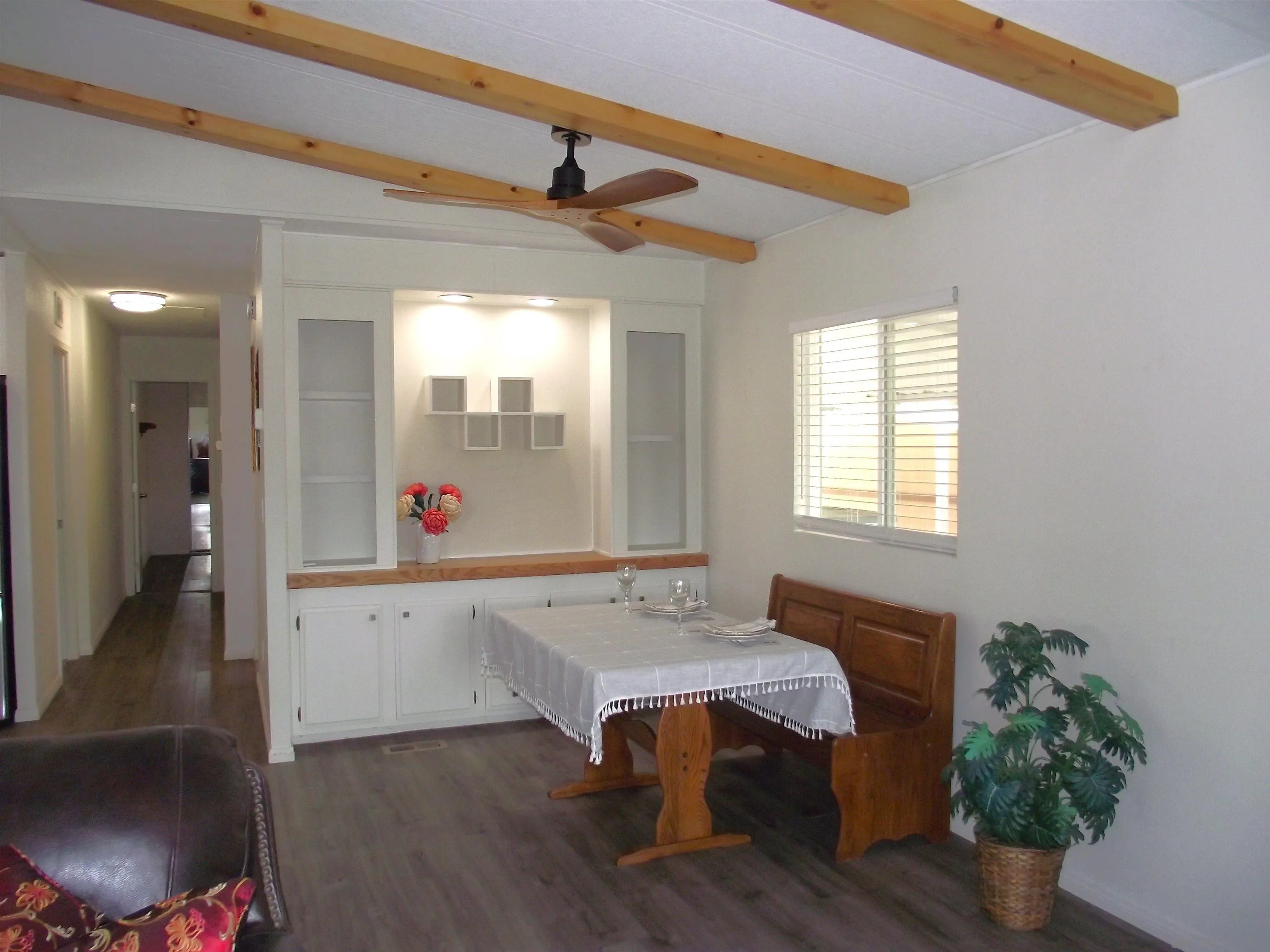 https://cdn.realtyfeed.com/cdn/127/260004203/36a3af9843cf8593048056f32969b4c8.webp