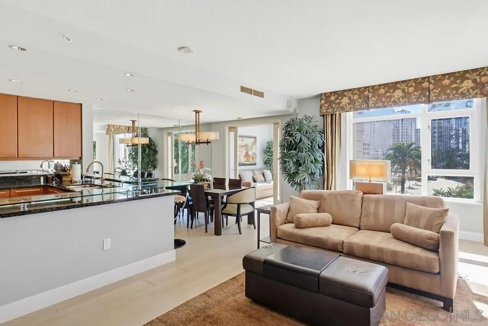 Photo #13: 260004214 Listing: Photo #13