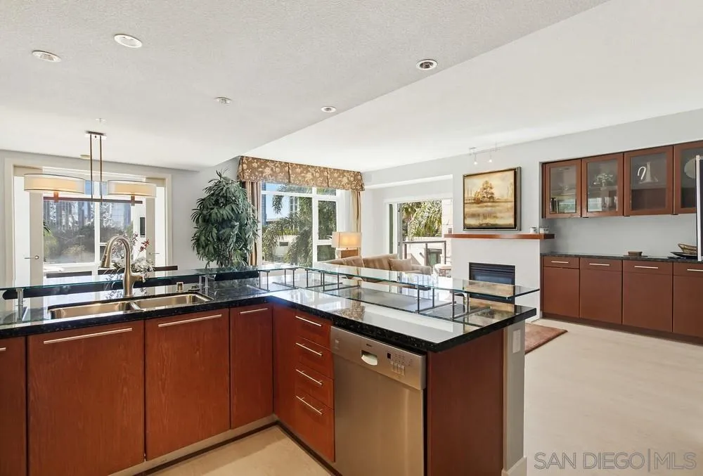 Photo #19: 260004214 Listing: Photo #19