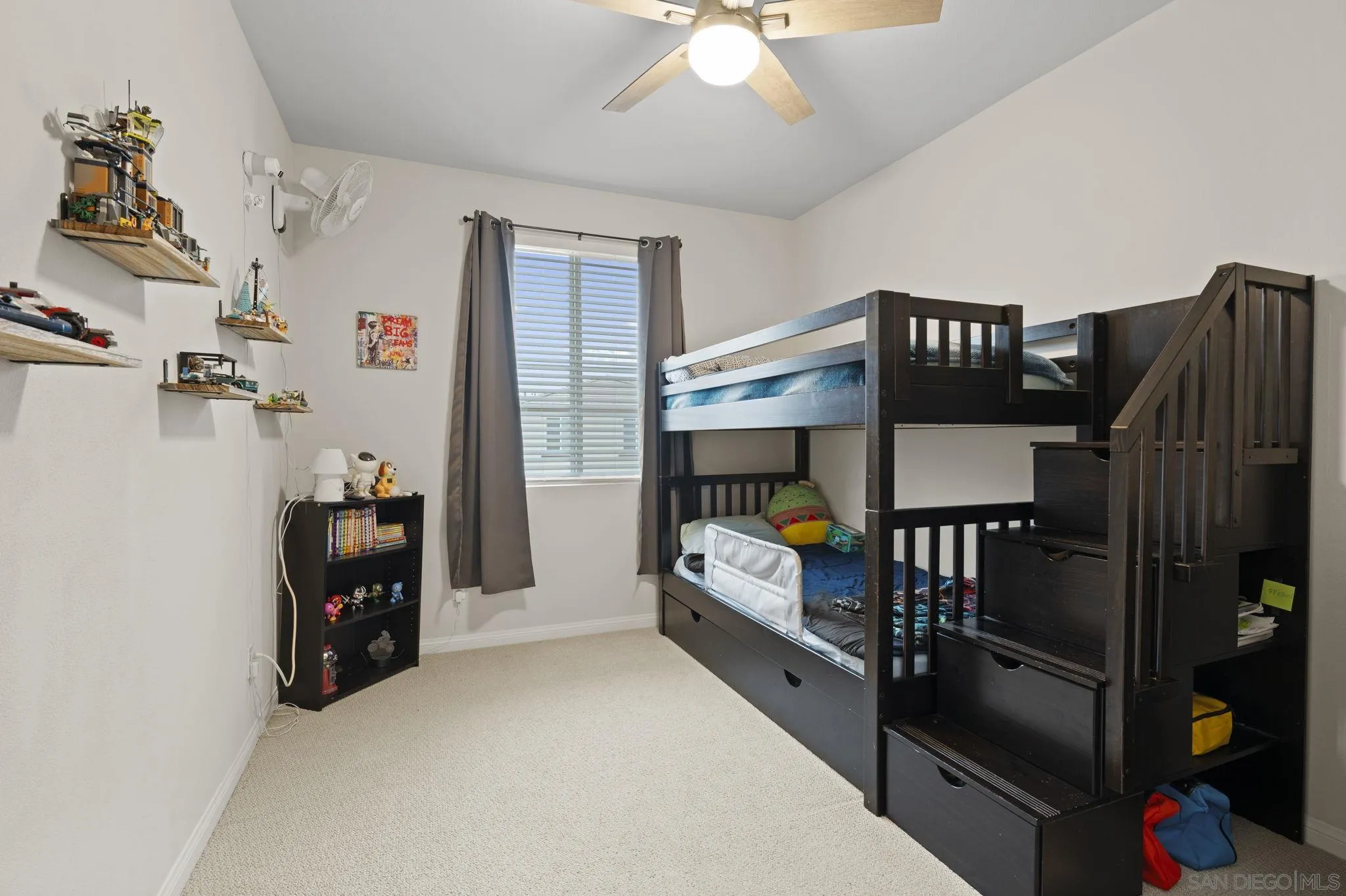 https://cdn.realtyfeed.com/cdn/127/260004220/bb26fd9cbe20666aea14718b9516d169.webp