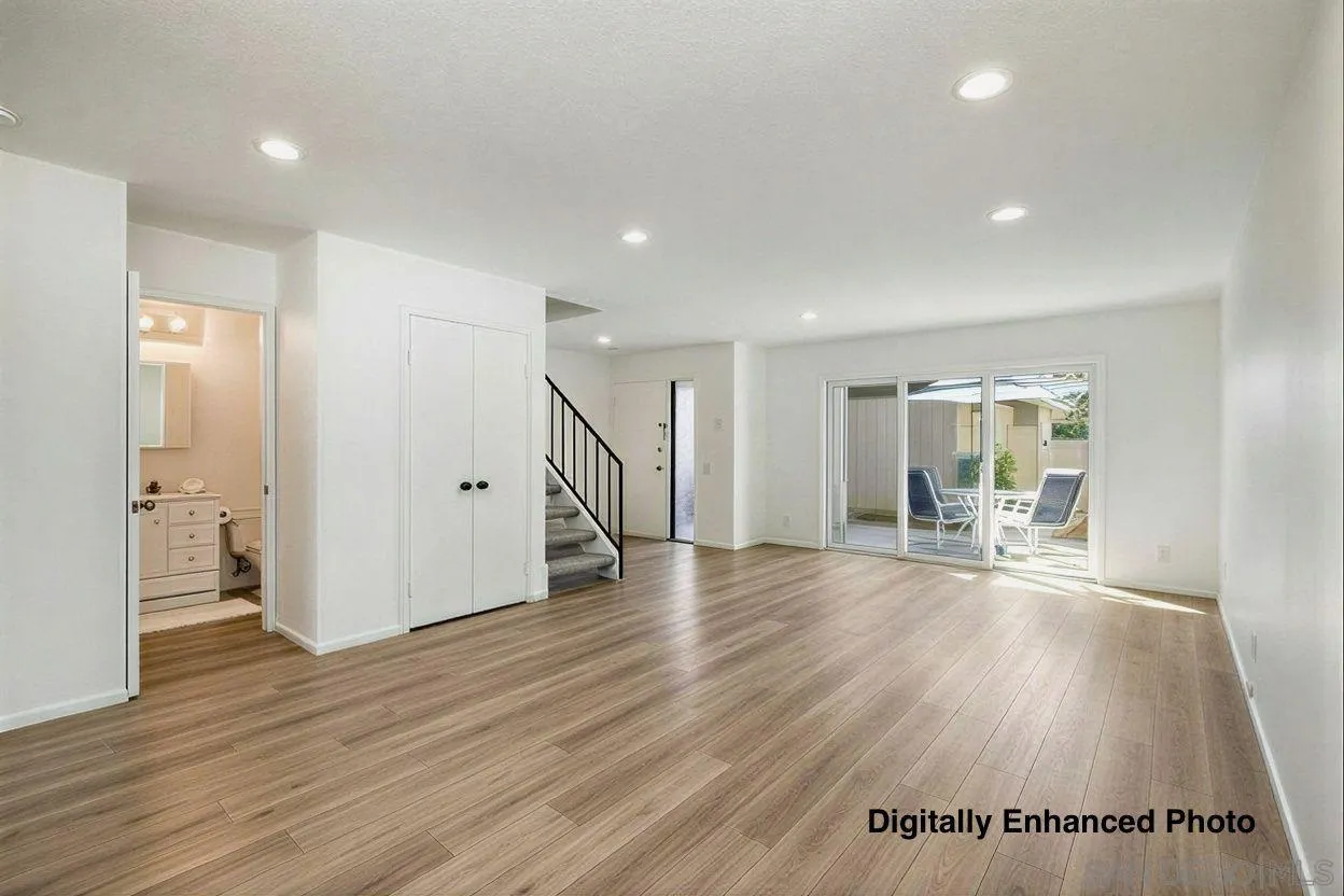 https://cdn.realtyfeed.com/cdn/127/260004230/100a12d86ac64da2720cb40d18f3e973.webp