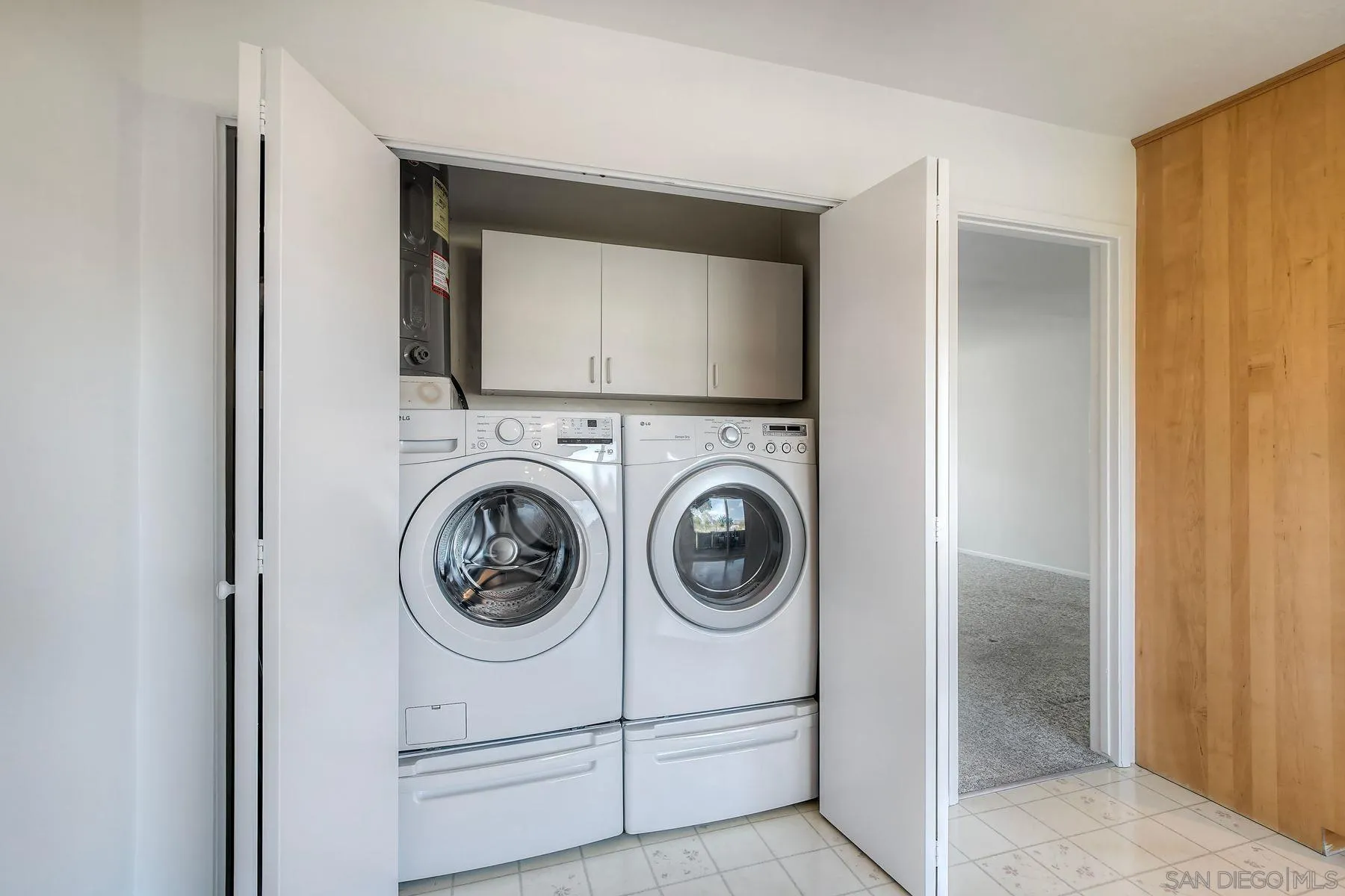 https://cdn.realtyfeed.com/cdn/127/260004230/e1360714fd0b6024849752a296c1b18c.webp