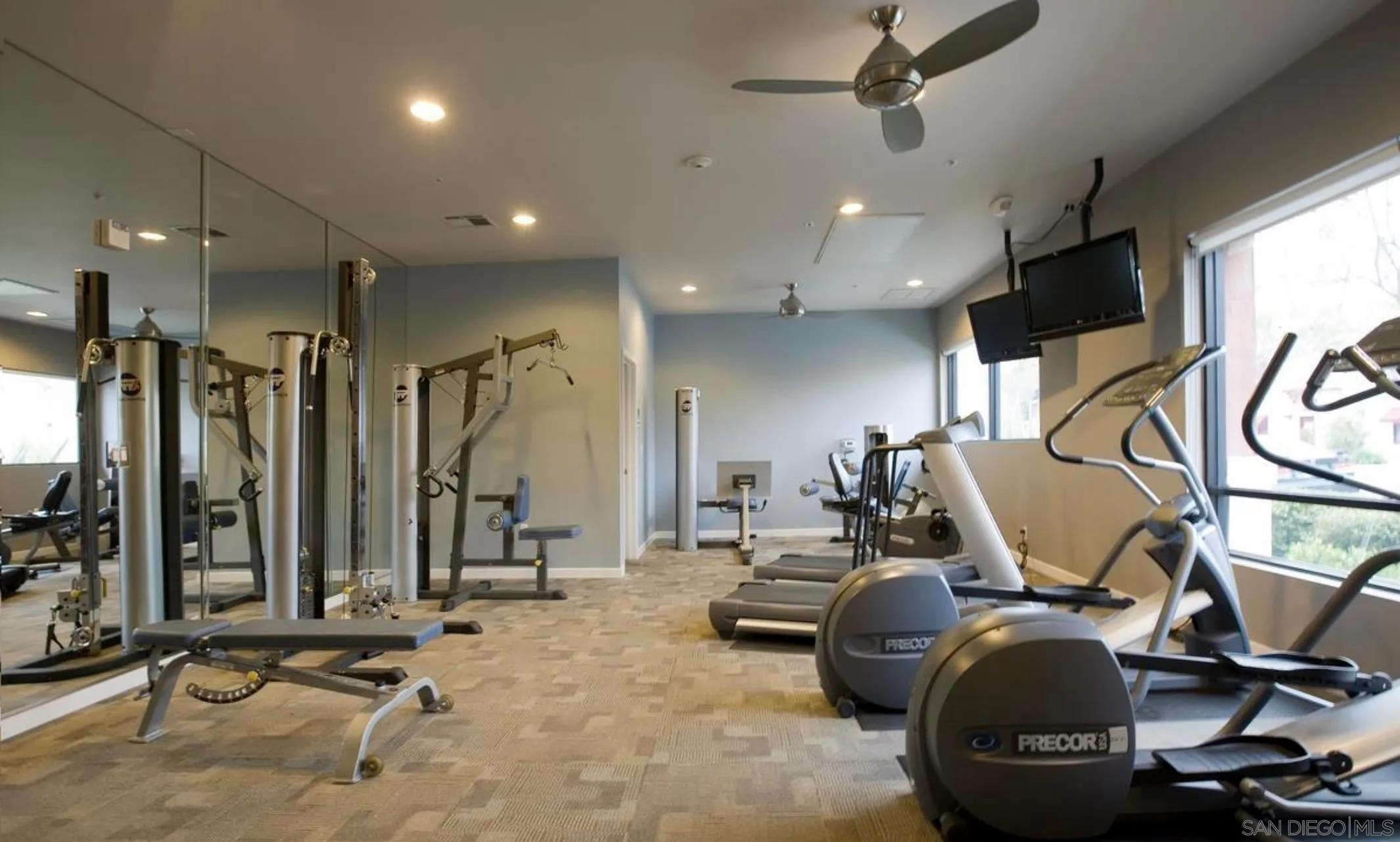 https://cdn.realtyfeed.com/cdn/127/260004231/164114d1ea3d27278a95aa5d200ab19a.webp