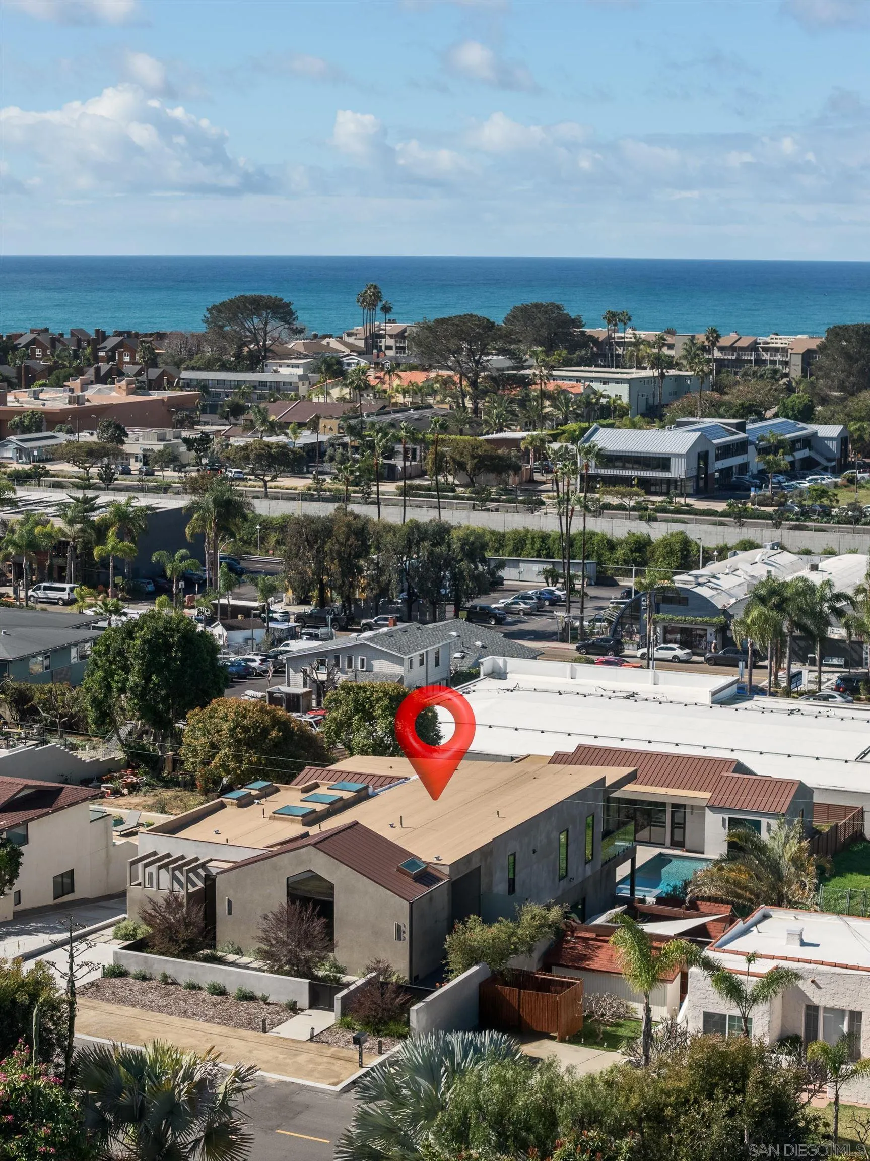 https://cdn.realtyfeed.com/cdn/127/260004234/54502cd0ace3d41a6393b9d5841d21e1.webp