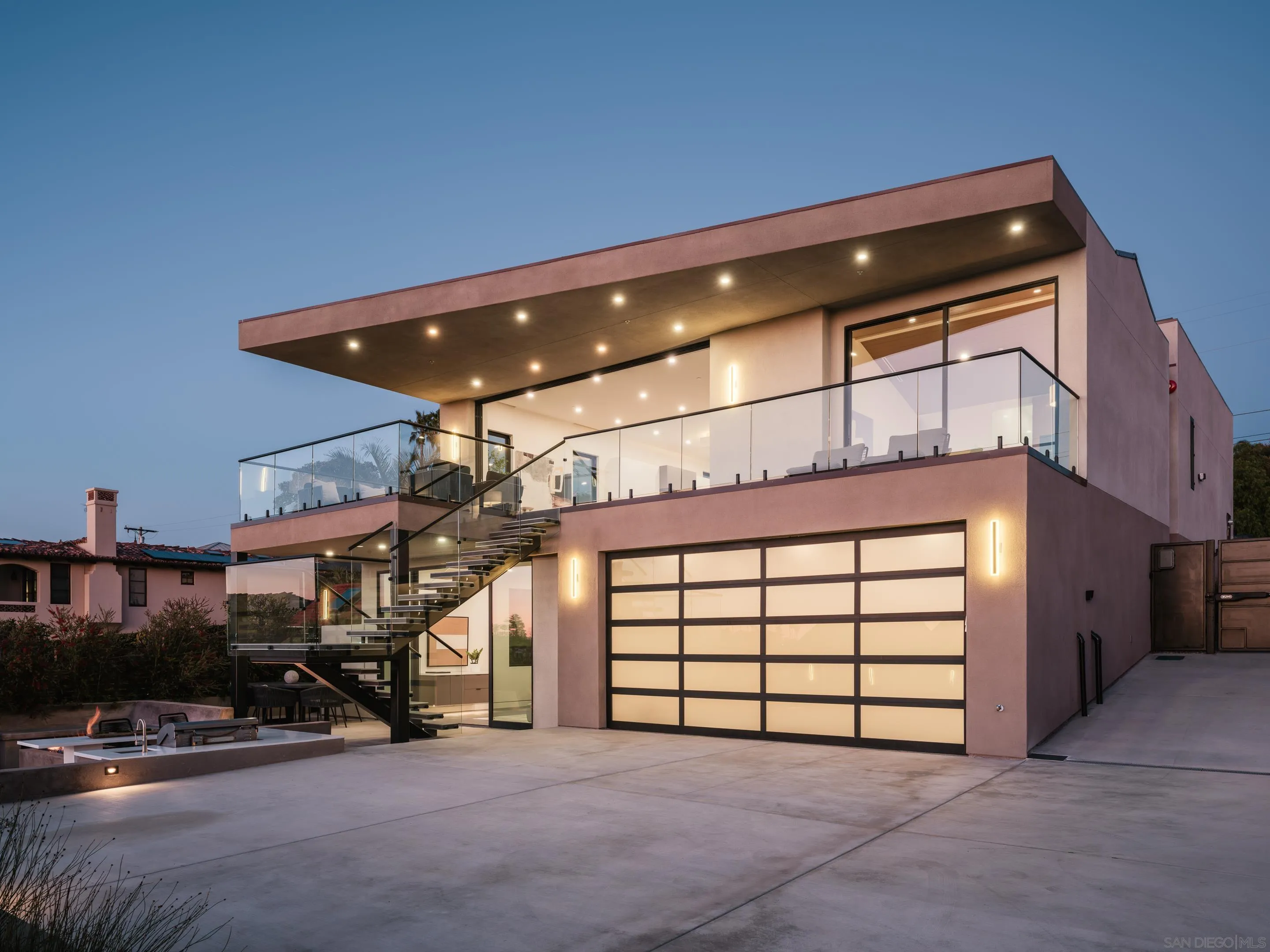 https://cdn.realtyfeed.com/cdn/127/260004234/ad719ada1c9394ee8e375c8e504bbaaf.webp