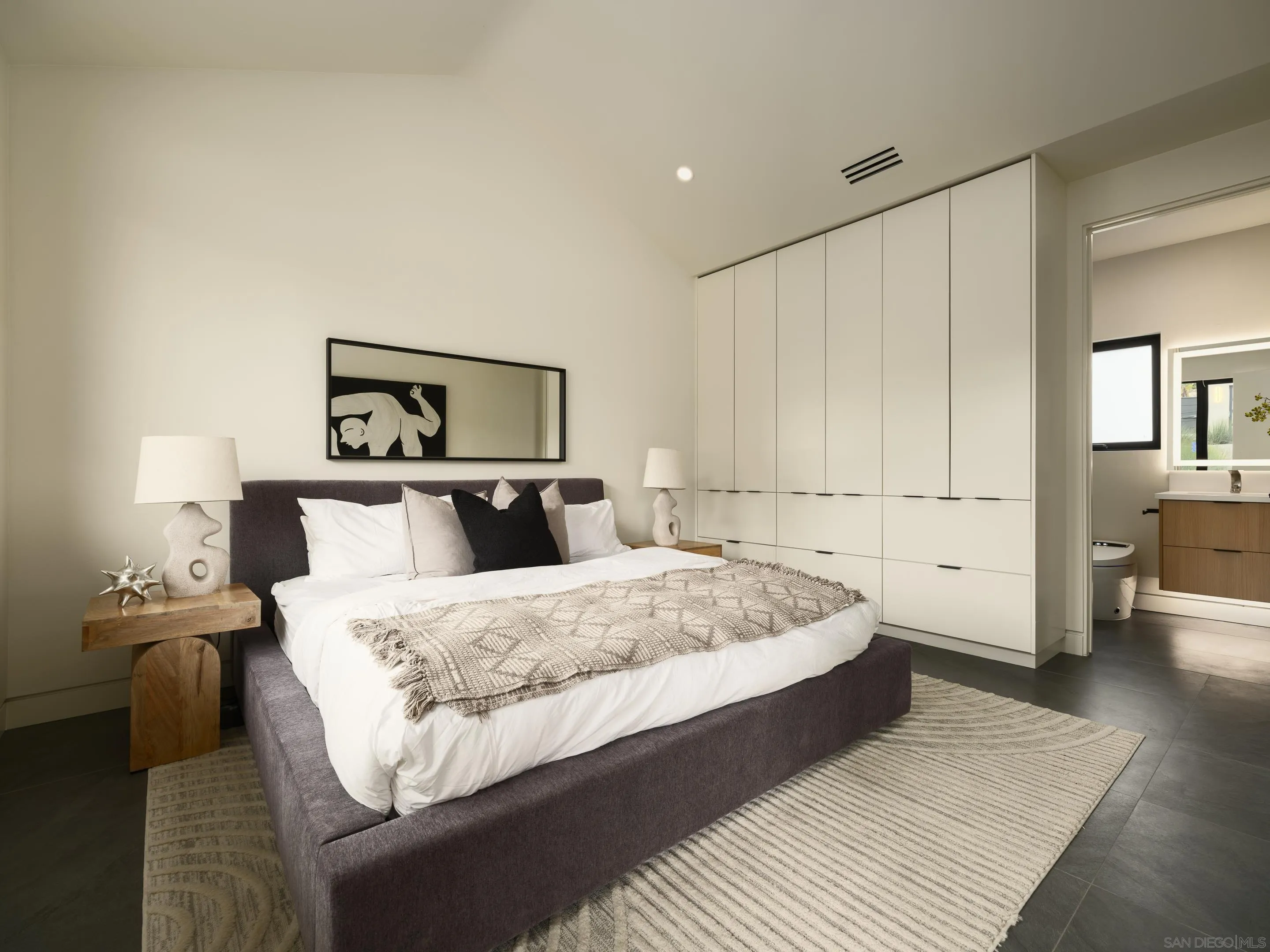 https://cdn.realtyfeed.com/cdn/127/260004234/ee6ef3197073e15342910c2ba48d728e.webp