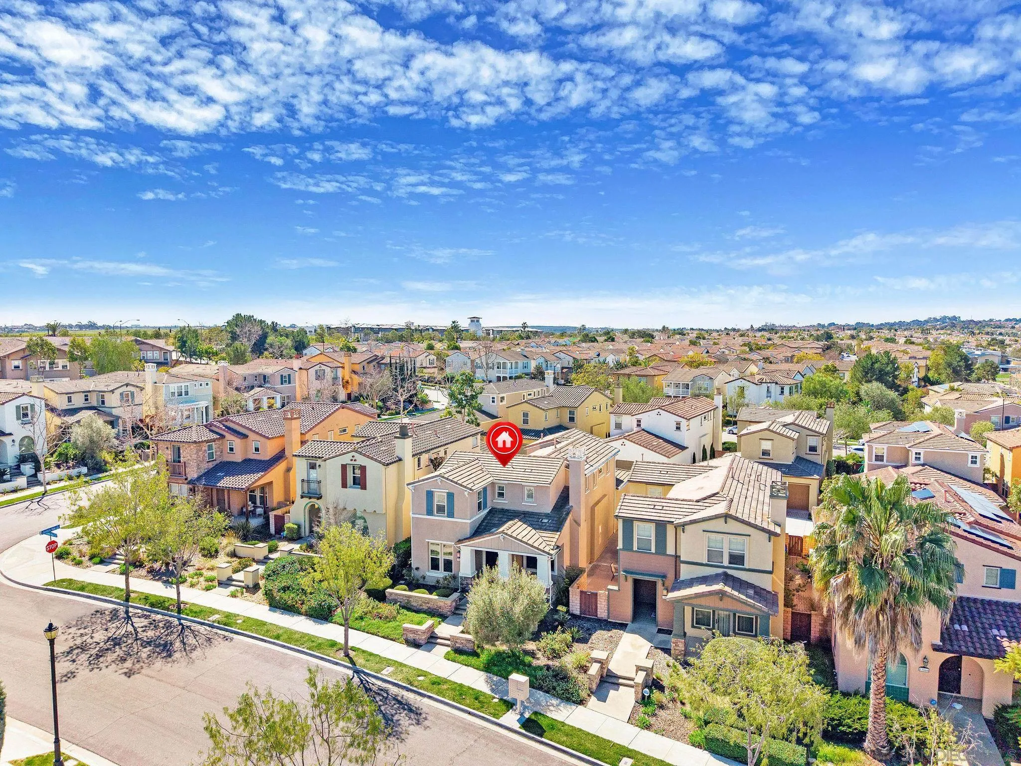 https://cdn.realtyfeed.com/cdn/127/260004242/0e299eb590c3507dac28636d573b297c.webp