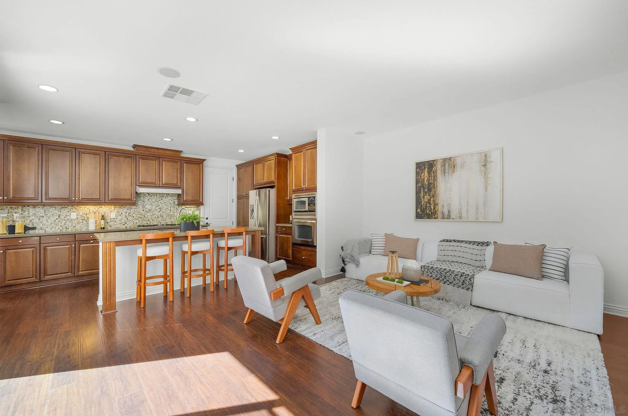 https://cdn.realtyfeed.com/cdn/127/260004242/6f9a26c9f626df3cb58669e7efec1b74.webp