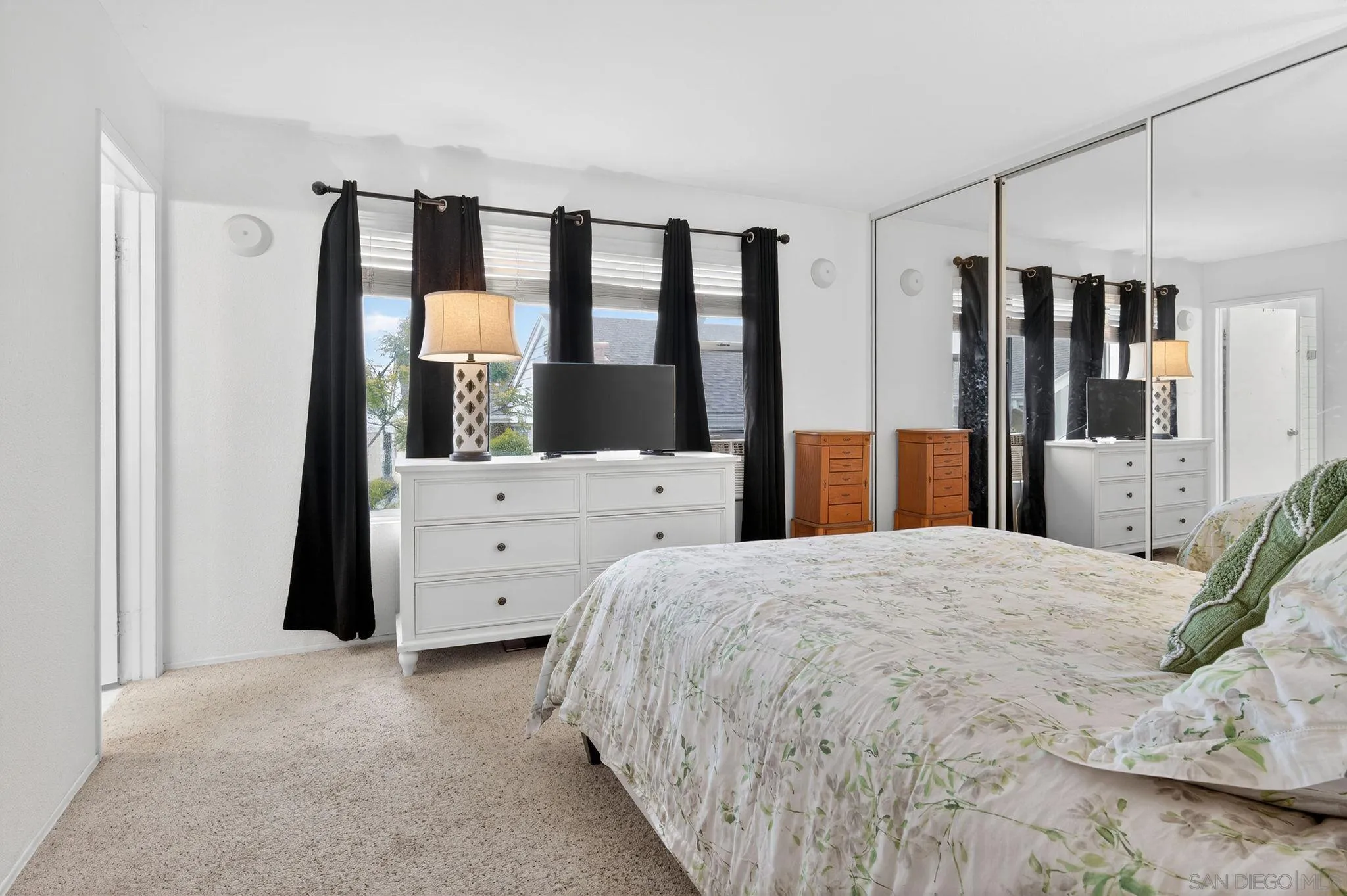 Photo #10: 260004243 Listing: Photo #10