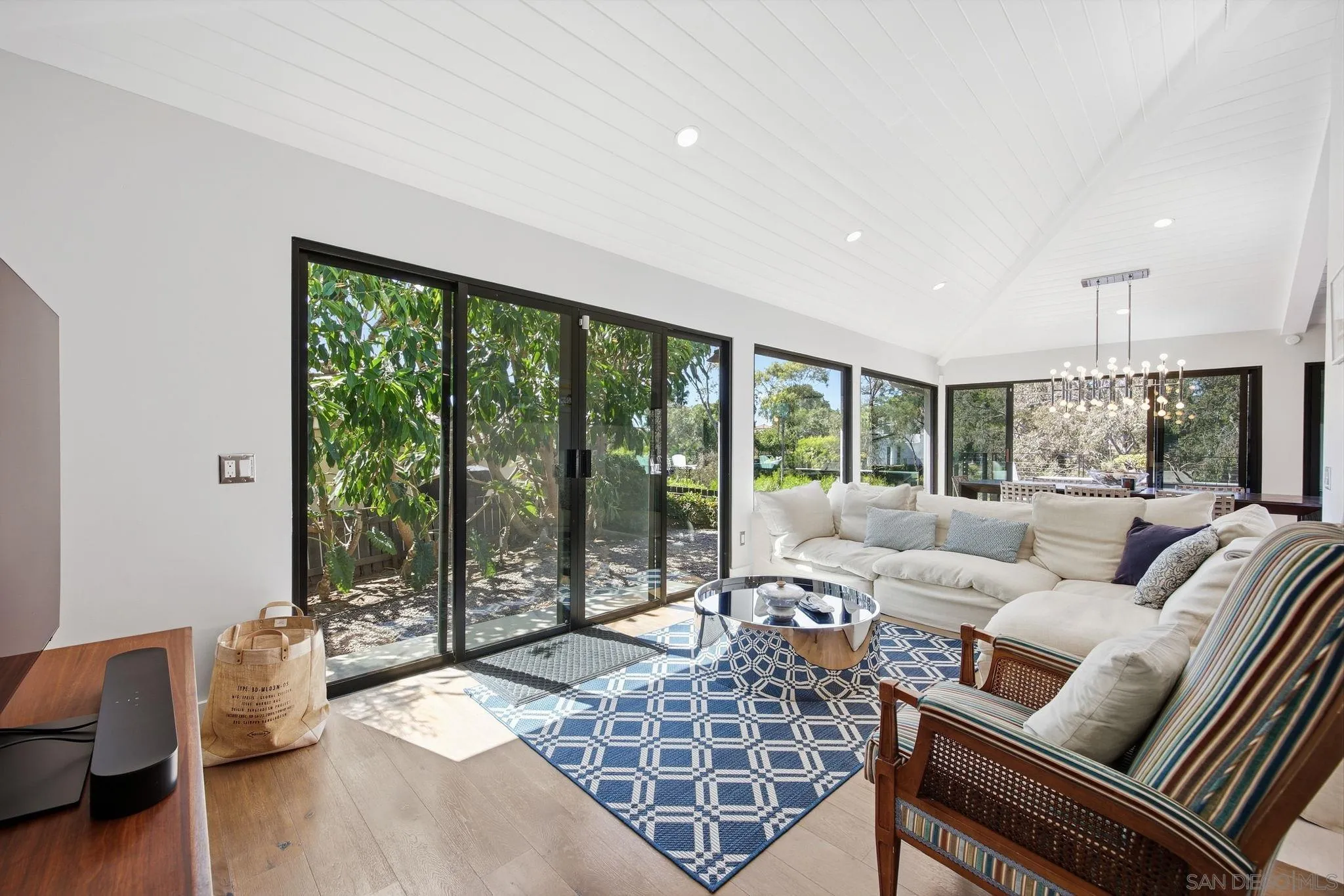 1402 Rodeo Drive, La Jolla, CA 92037, photo 38
