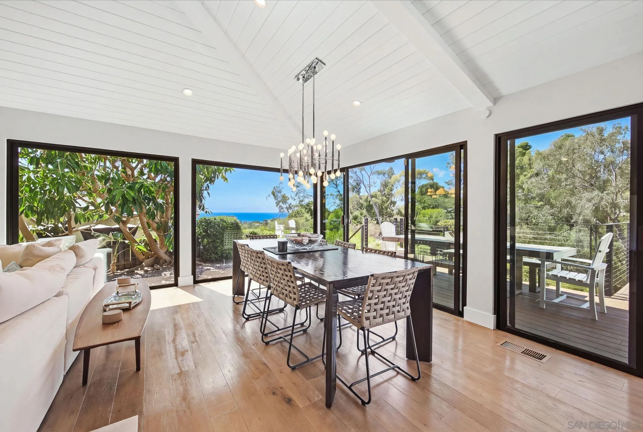 1402 Rodeo Drive, La Jolla, CA 92037, photo 43