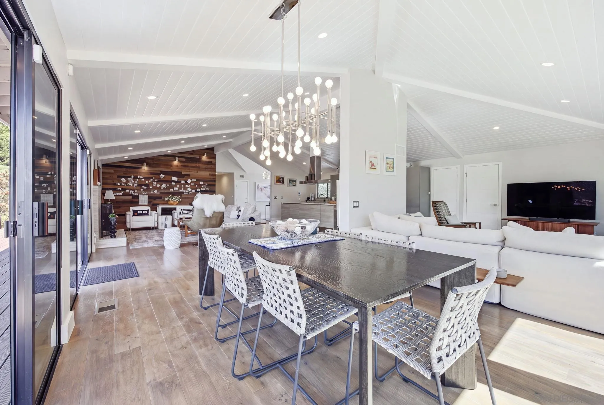1402 Rodeo Drive, La Jolla, CA 92037, photo 45