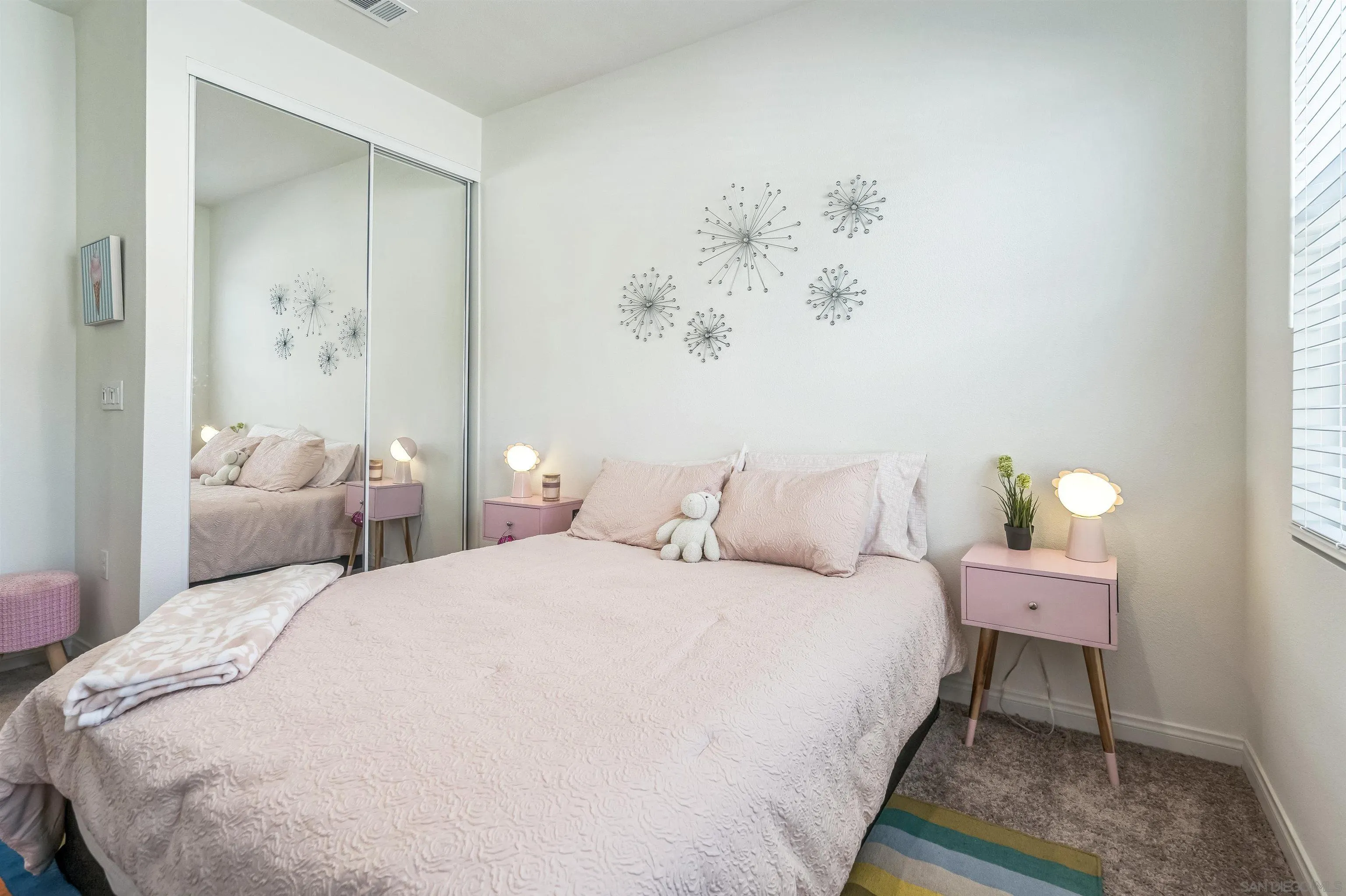 https://cdn.realtyfeed.com/cdn/127/260004247/4dbb082f394adeddadb13452f2162390.webp