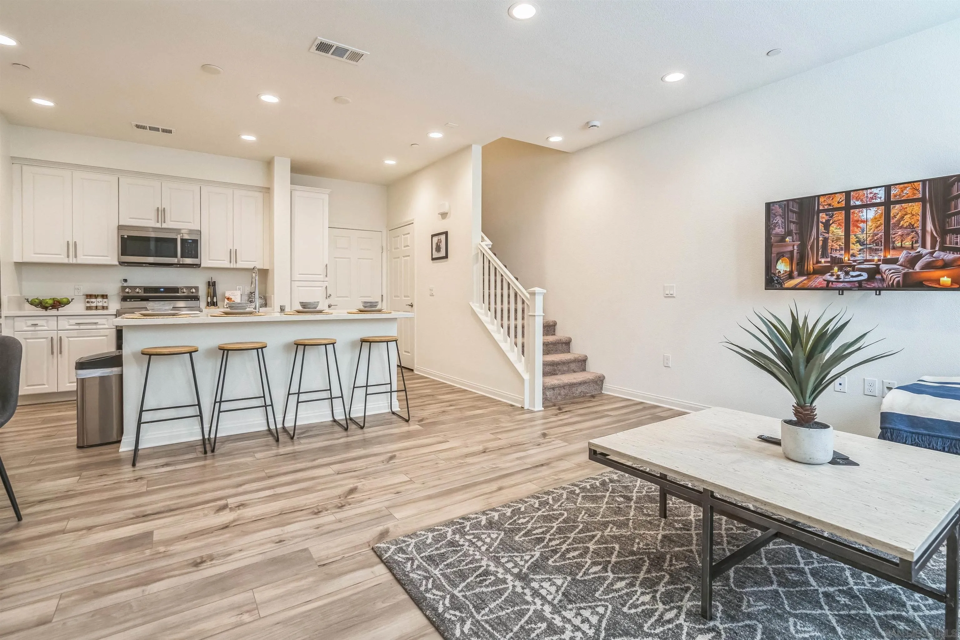 https://cdn.realtyfeed.com/cdn/127/260004247/f0b42cc238d720e002246524d957266f.webp