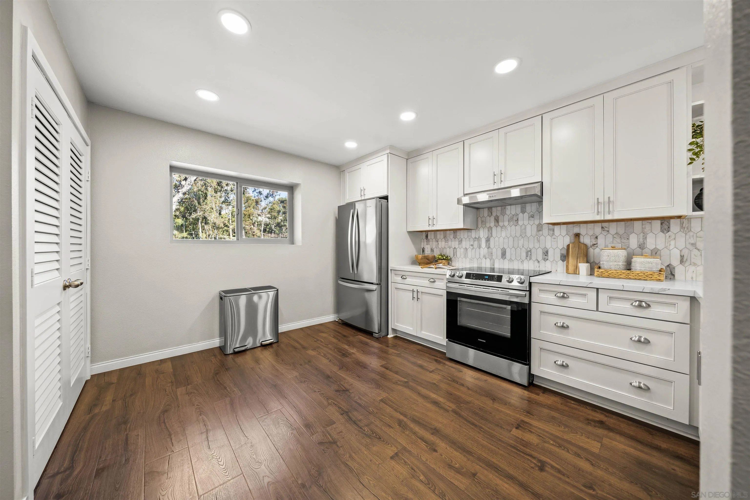 Photo #17: 260004249 Listing: Photo #17