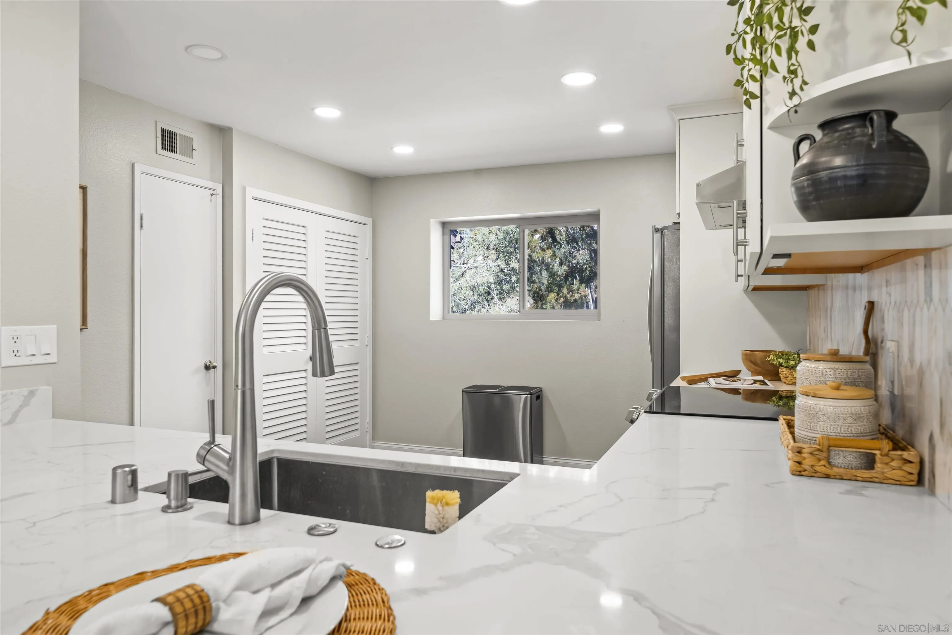 Photo #24: 260004249 Listing: Photo #24