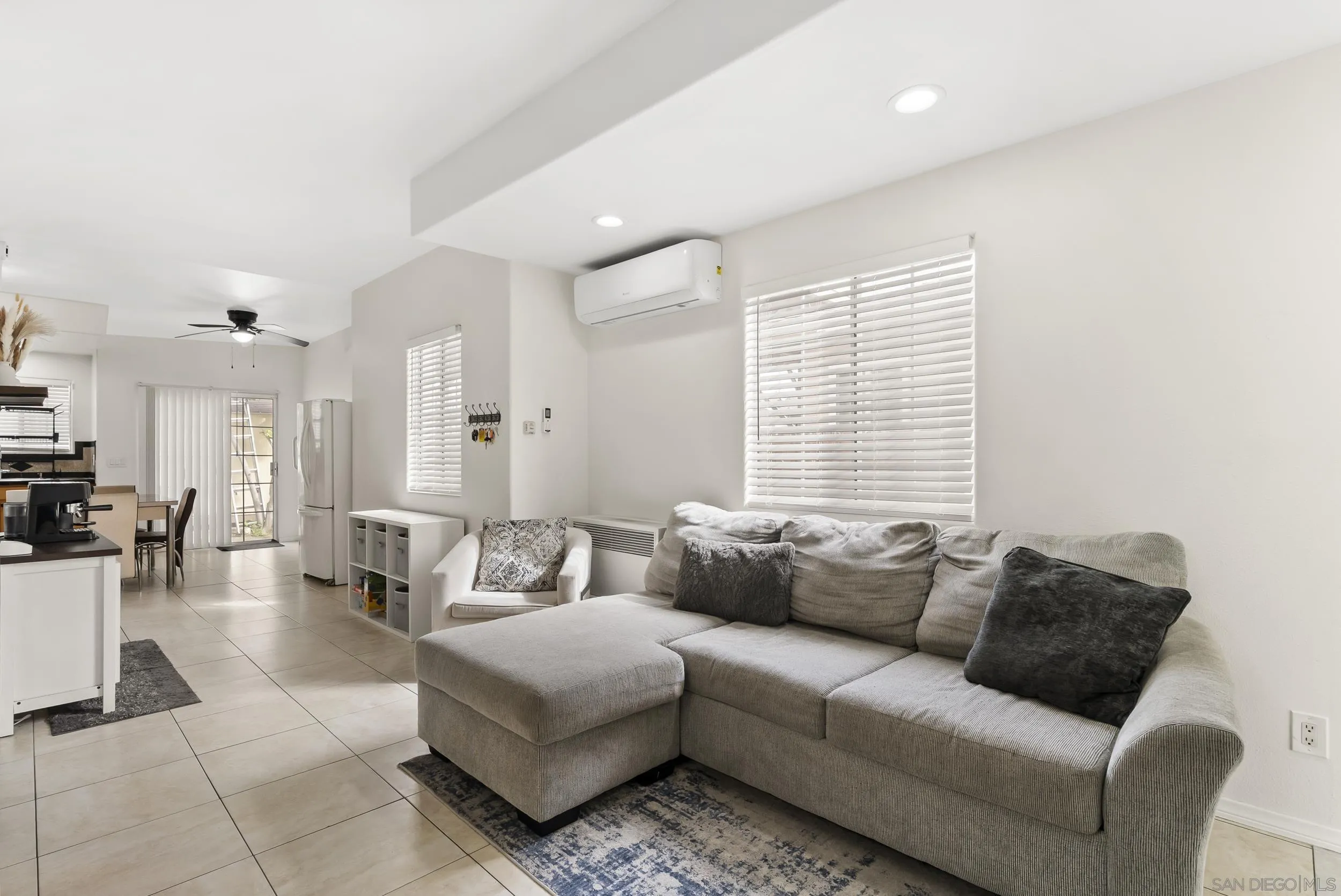 https://cdn.realtyfeed.com/cdn/127/260004253/5db92149b34125c6d1e2ca0ab6756e0d.webp