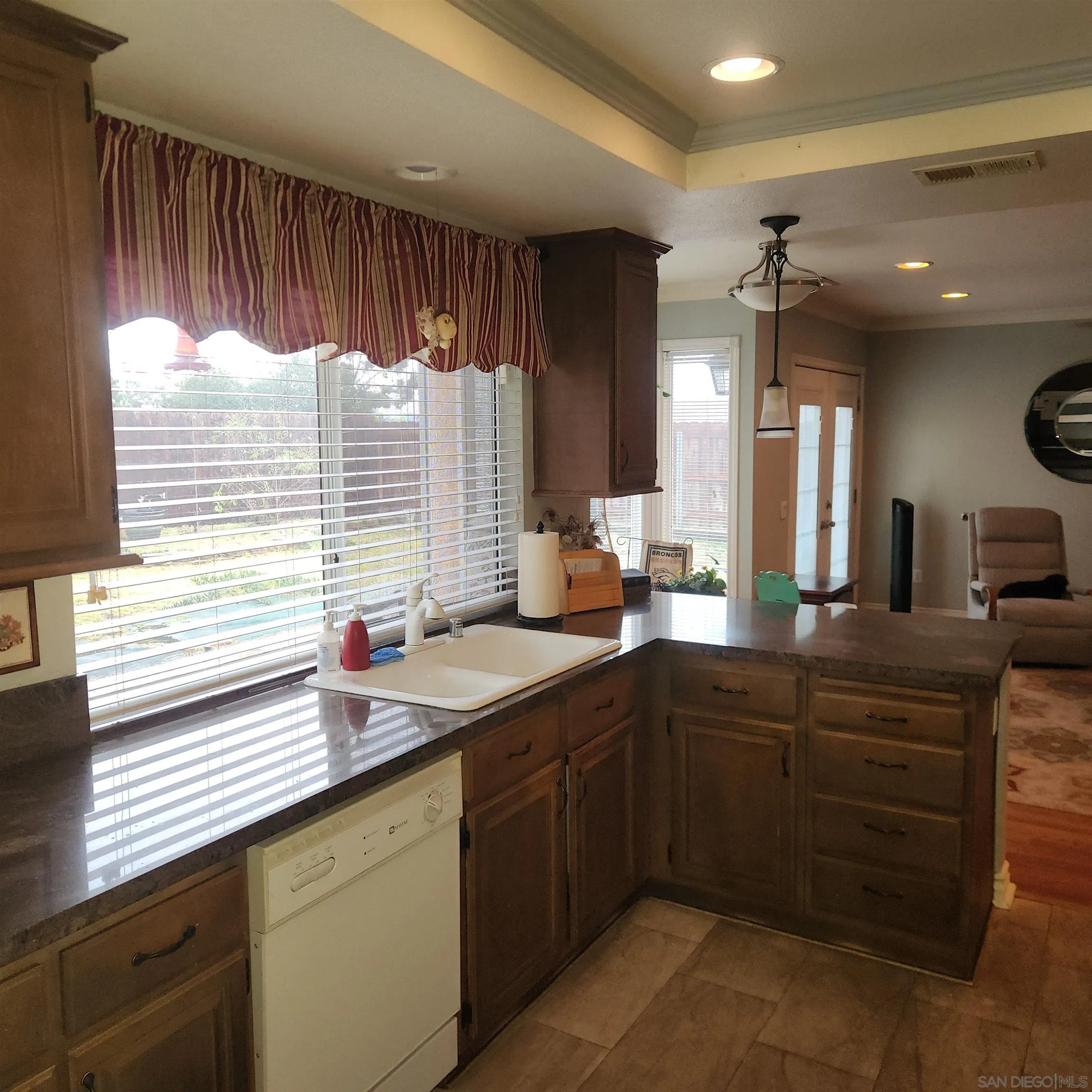 https://cdn.realtyfeed.com/cdn/127/260004264/b1923ab3390754f8328f85a1b80cc17b.webp
