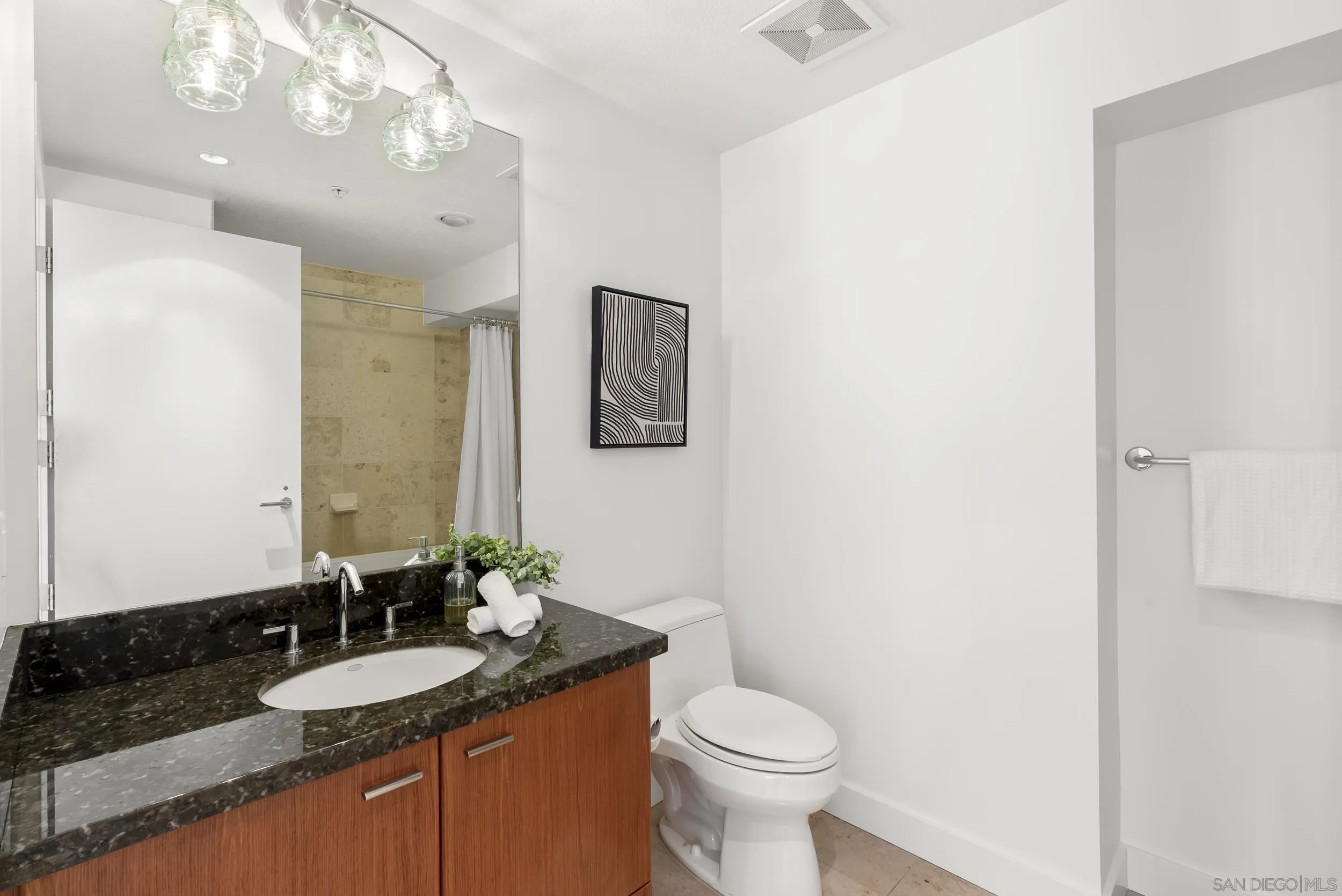 Photo #31: 260004266 Listing: Photo #31