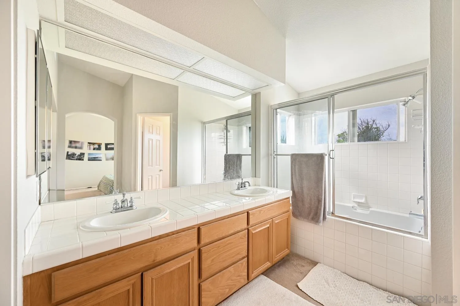 https://cdn.realtyfeed.com/cdn/127/260004269/f588a79a83dece7dfe139d75be998e0f.webp