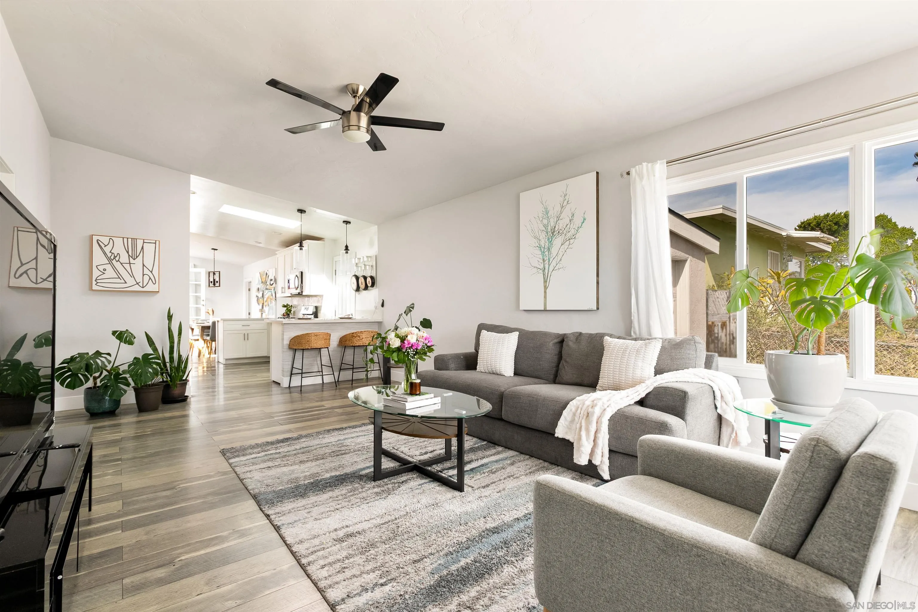 1412 Frankfort St, San Diego, CA 92110 - Photo 4 of 32, San Diego, CA