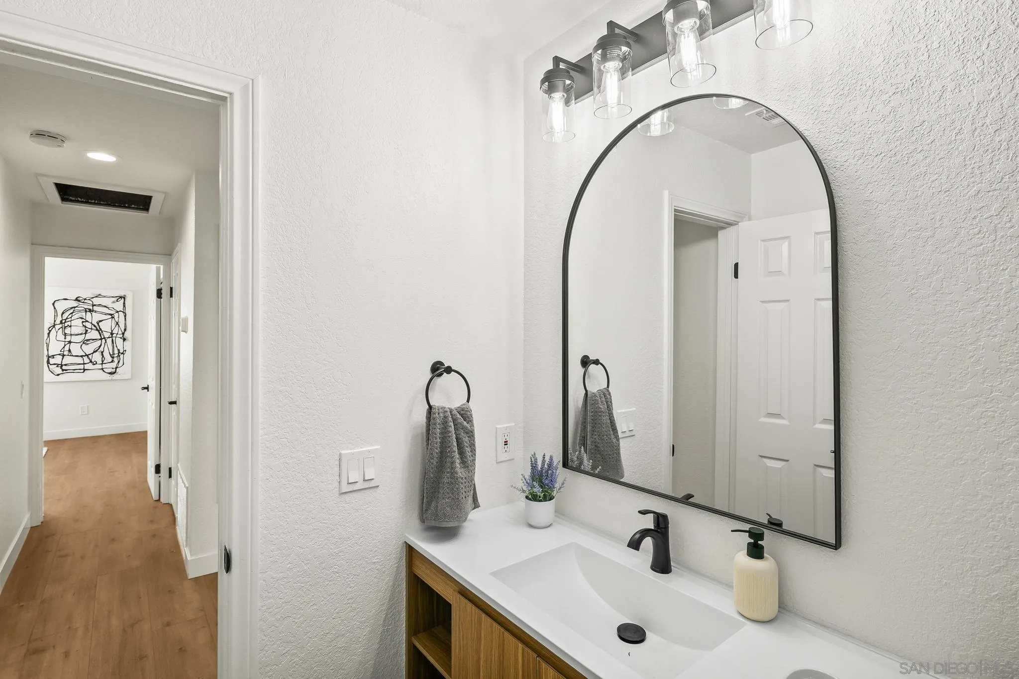 https://cdn.realtyfeed.com/cdn/127/260004273/54799094b26a4f3bd3a58c6ed0eedaa7.webp