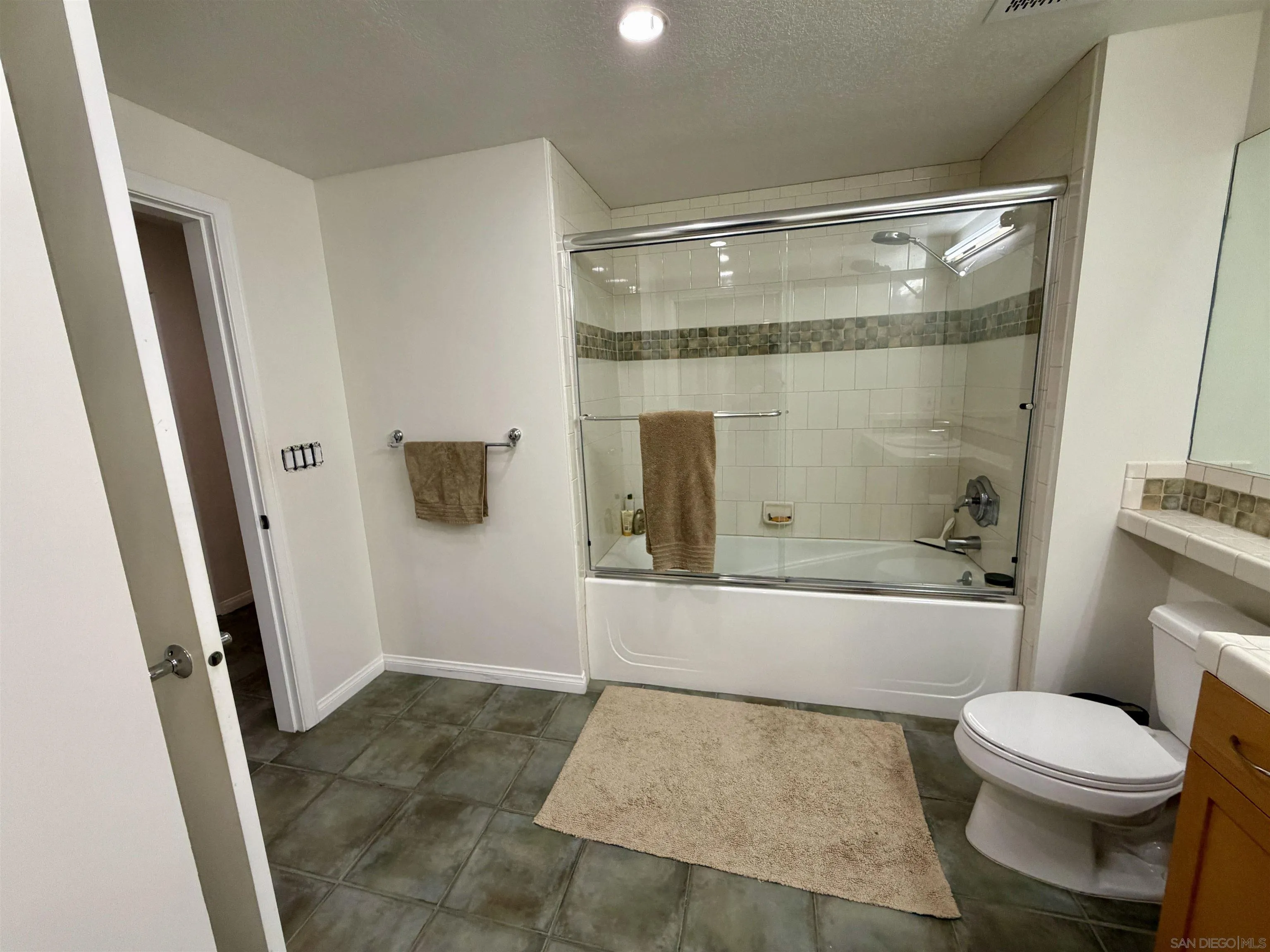 https://cdn.realtyfeed.com/cdn/127/260004277/28dd5df83962373f5e84ca7747c08b90.webp