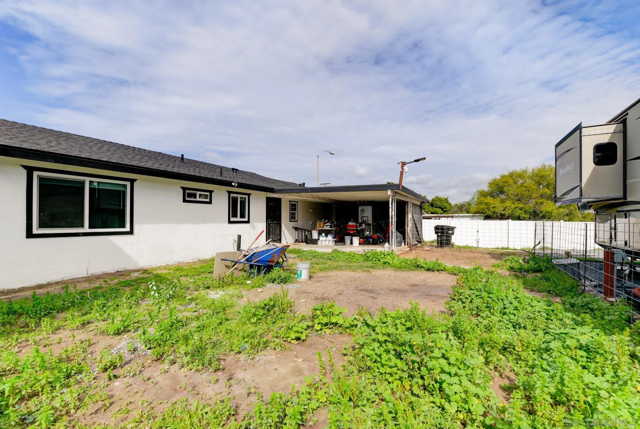 https://cdn.realtyfeed.com/cdn/127/260004278/f297d5bcd543920519c540dbe6f95bbe.webp