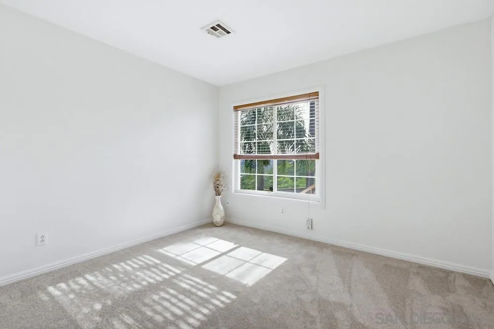 Photo #17: 260004283 Listing: Photo #17