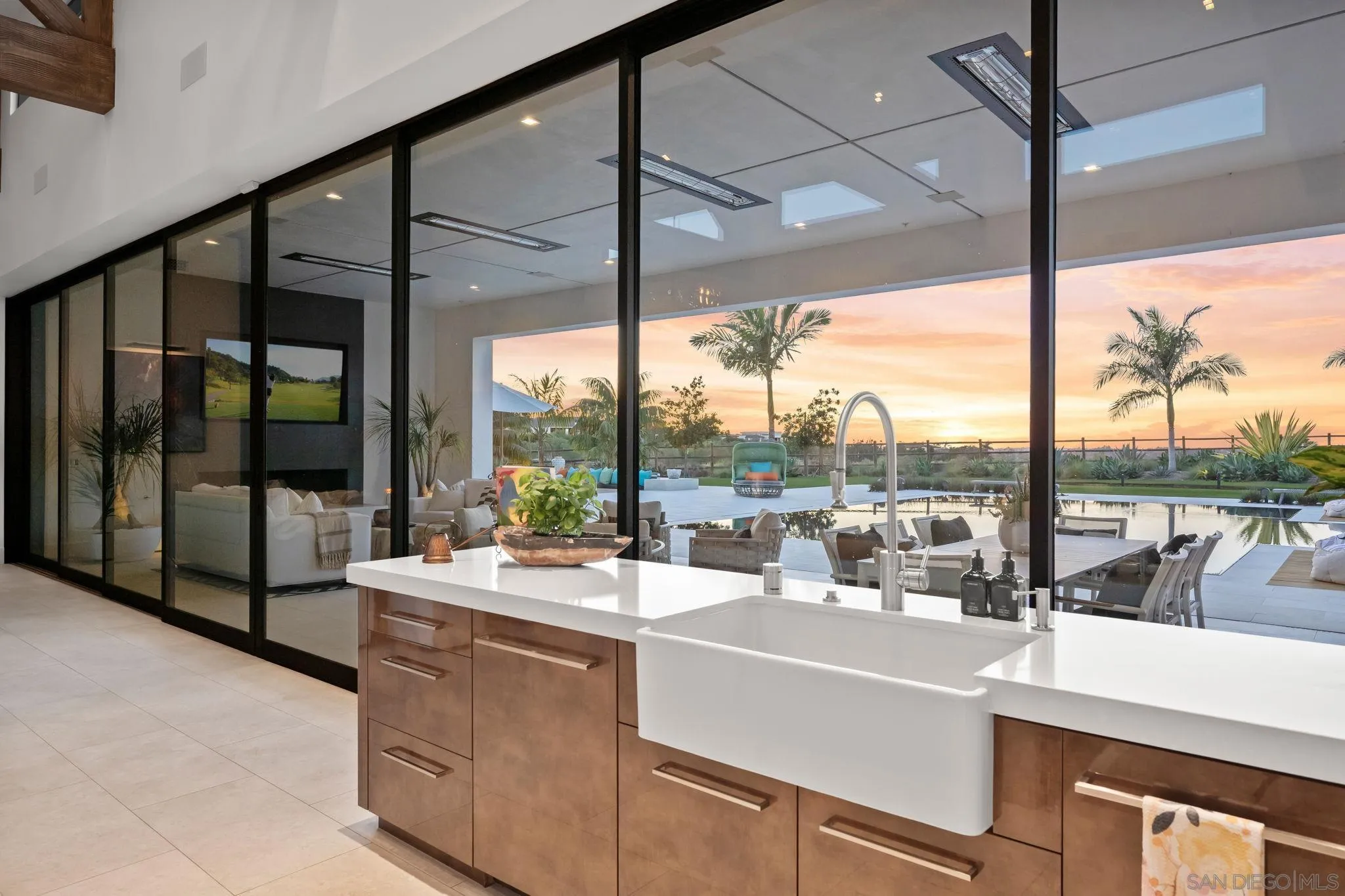 16786-88 Calle Hermosa, San Diego, CA, 92127